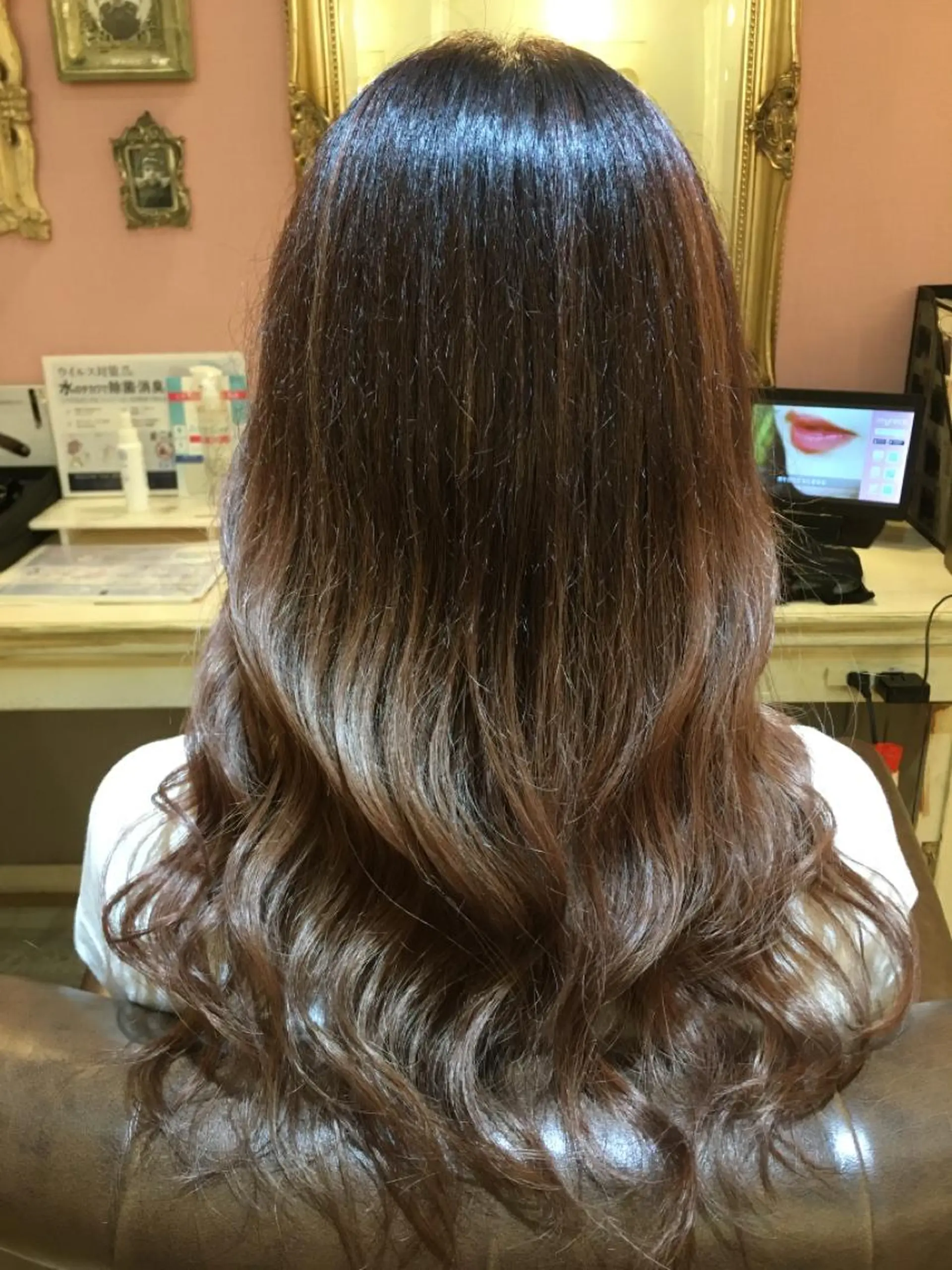 セミロング カラー カット ヘアカラー トリートメント plaatje 義見のヘアスタイル