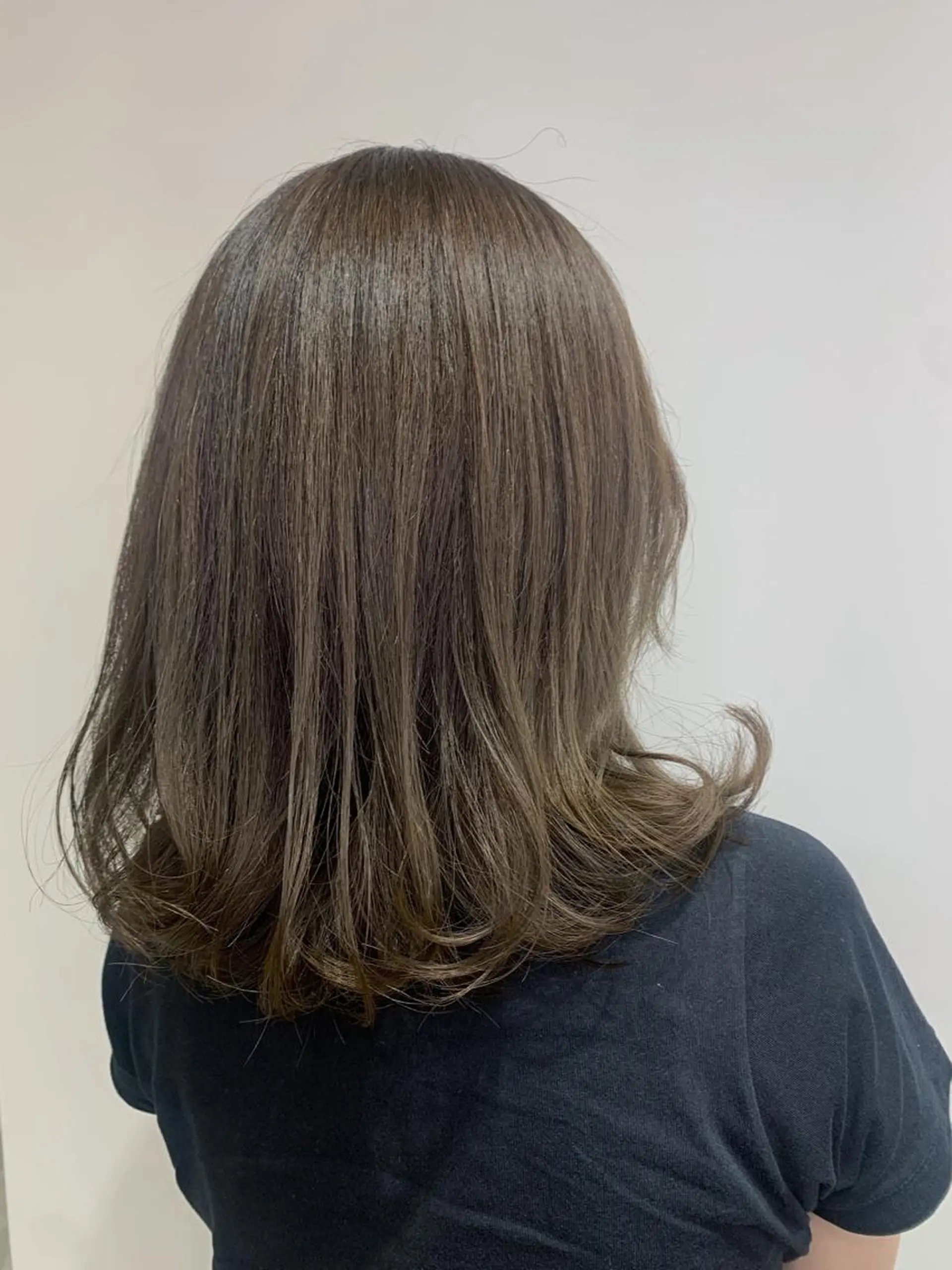 ミディアム カラー カット ヘアカラー トリートメント 近藤千翔🩵 髪質改善Periodのエステ・リラクイメージ