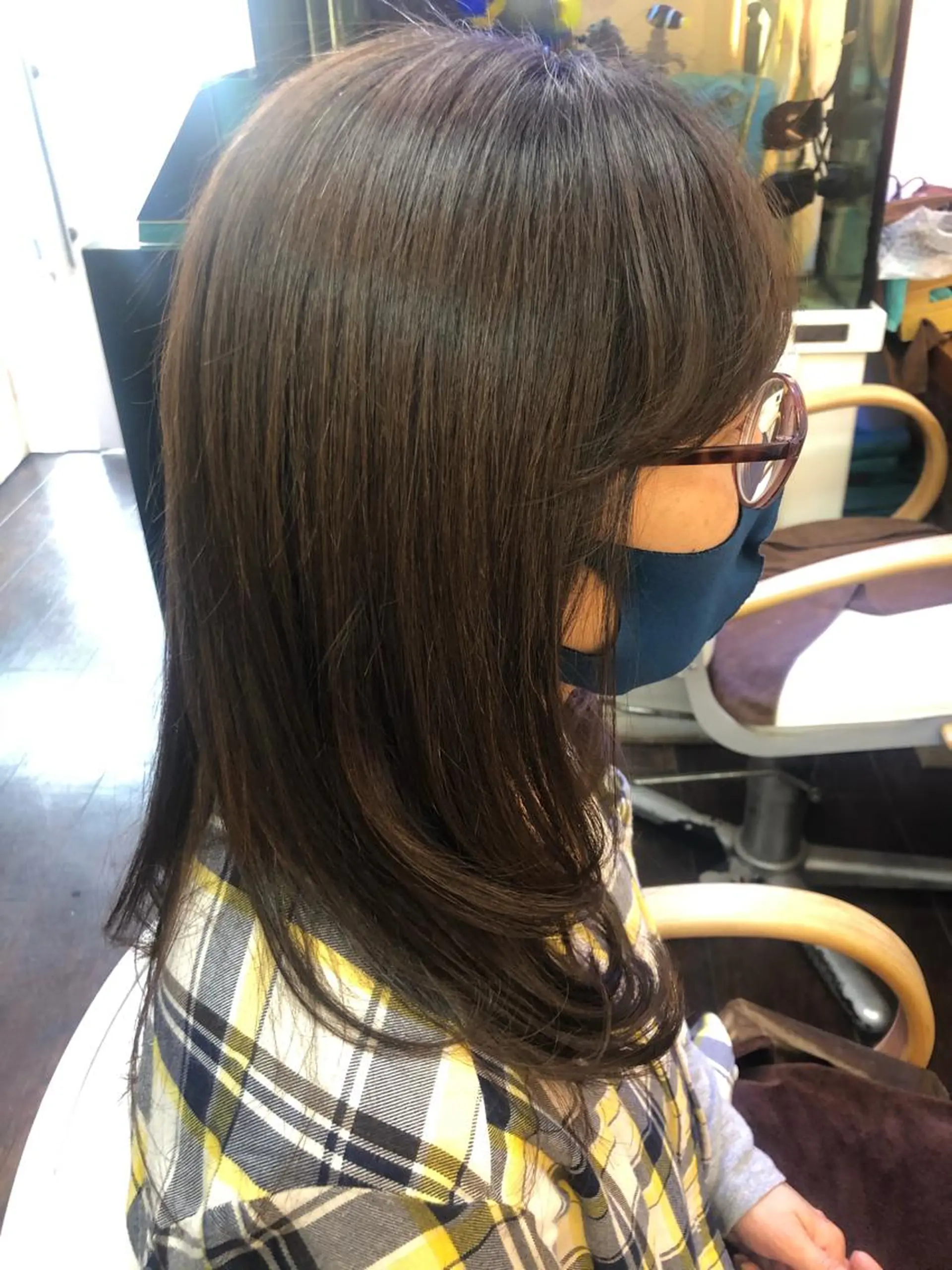 セミロング カラー パーマ 桧山 真のヘアスタイル