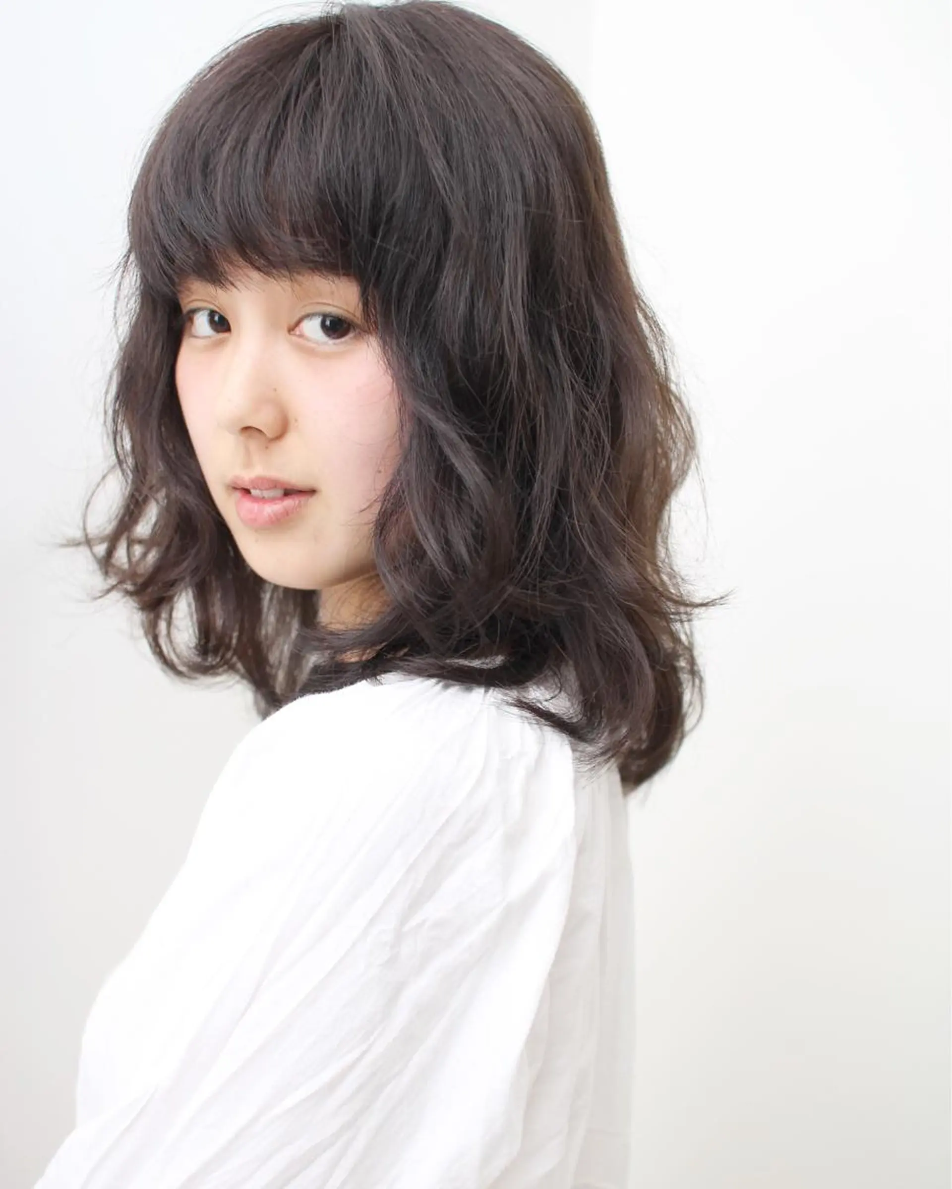 ミディアム カラー カット 縮毛矯正/髪質改善 🌷あかおのヘアスタイル