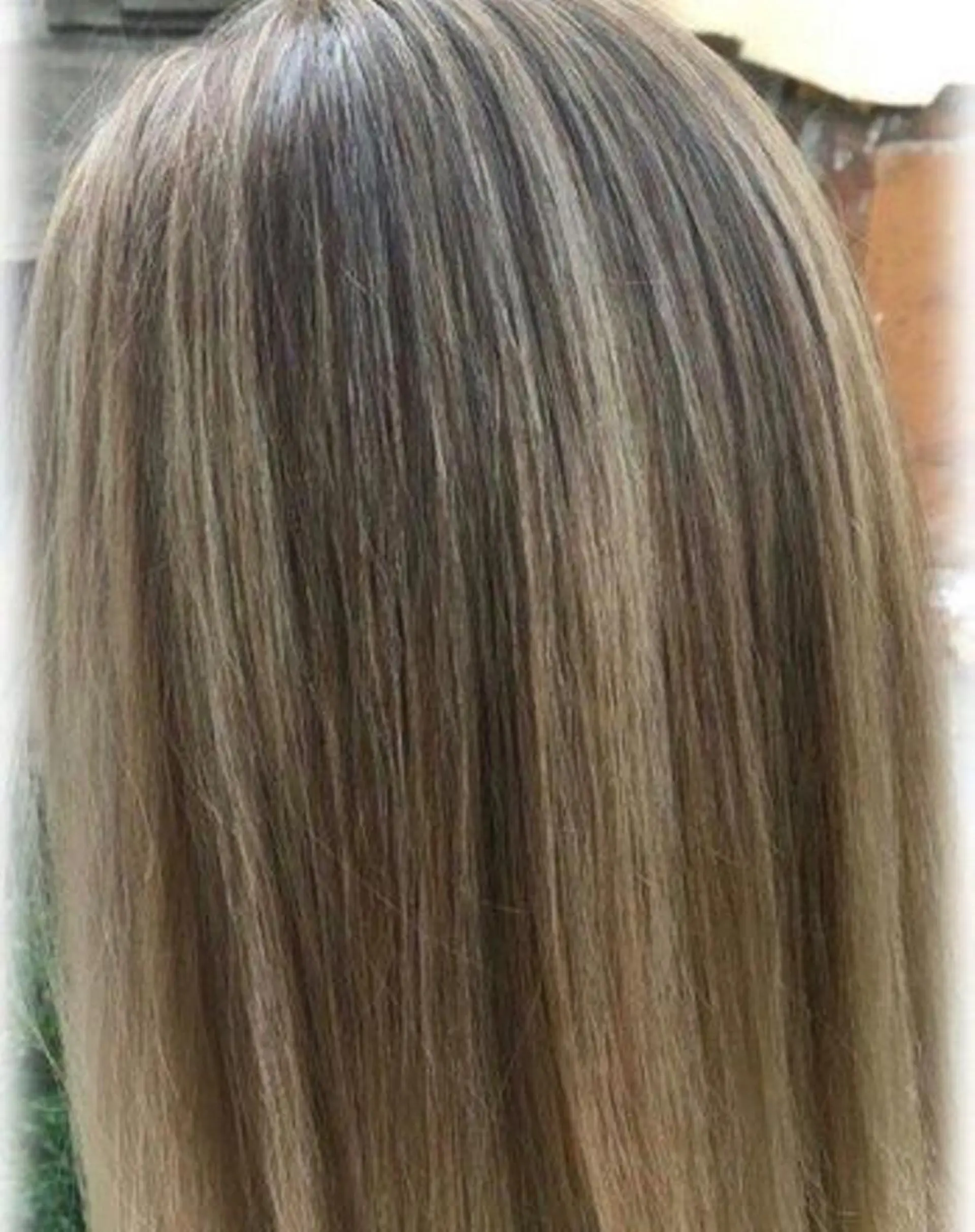 セミロング 新宿/韓国レイヤー/ 顔まわり/メンズヘアのヘアスタイル