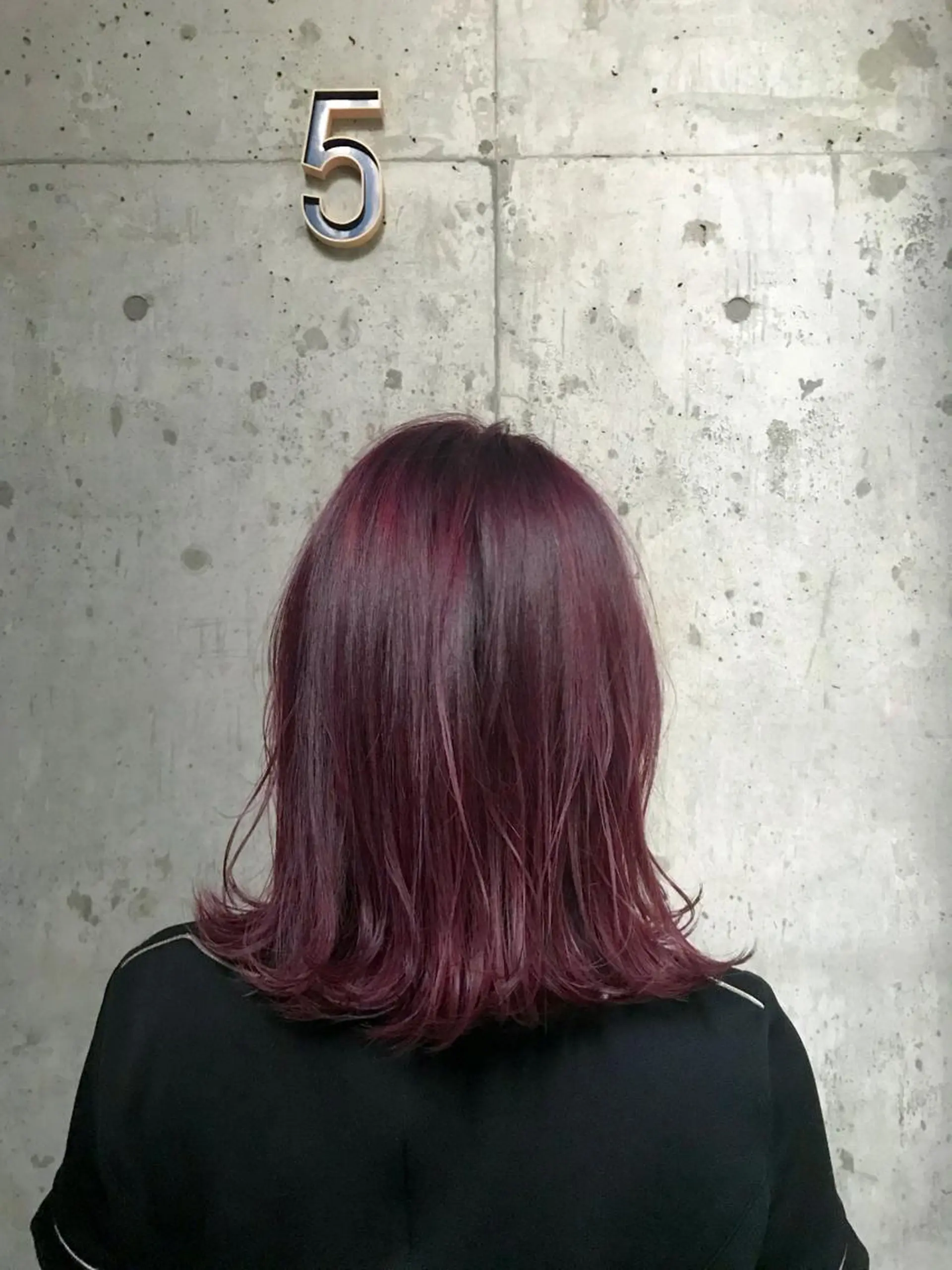 ミディアム カラー SLASHスラッシュ 兵頭　裕のヘアスタイル