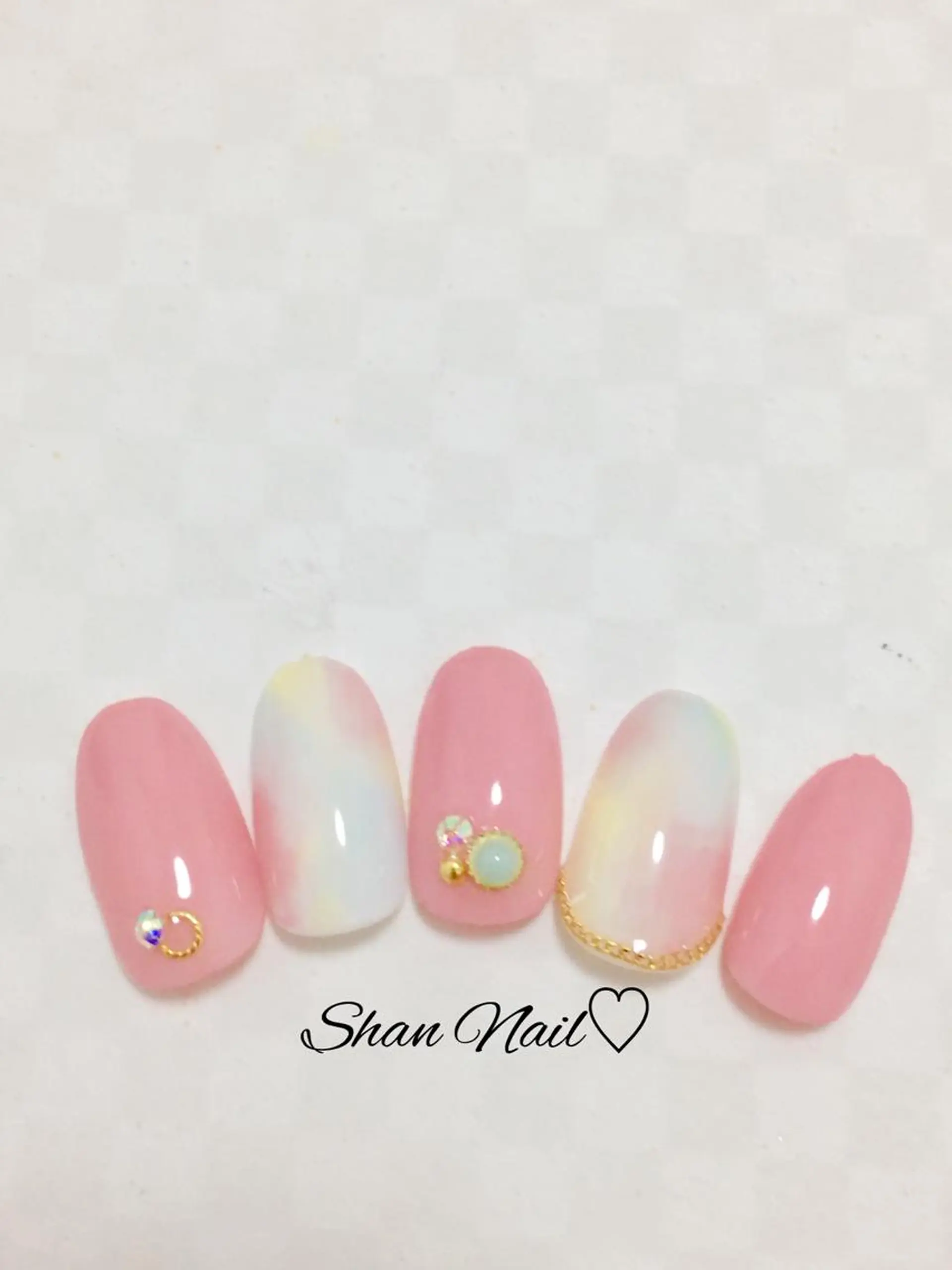 ネイル Shan Nailのネイルデザイン