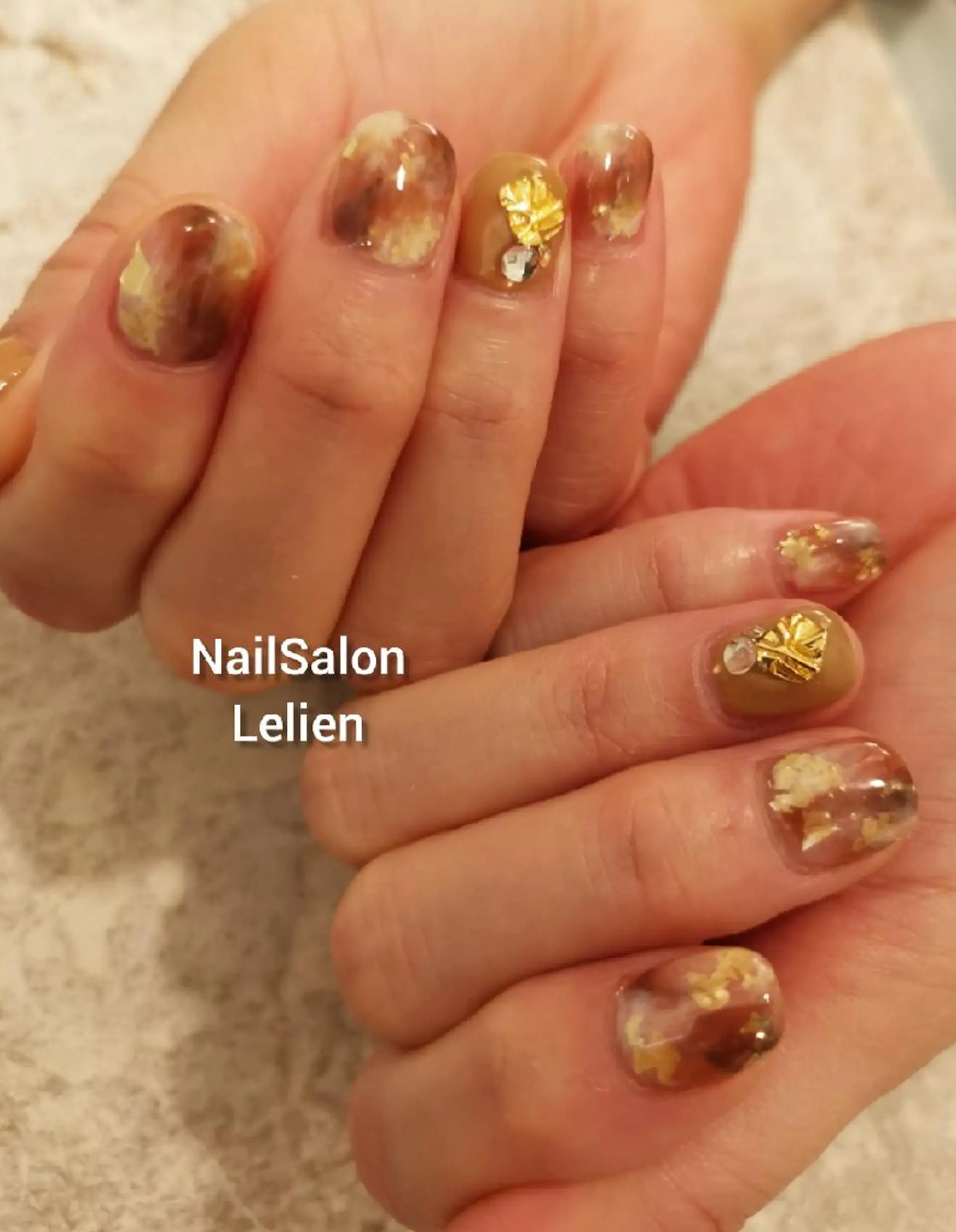 ネイル ブラウン ハンドネイル 人気エリア💖完全個室【ルリエ】所属・ネイルサロン Lelienルリエのネイルデザイン