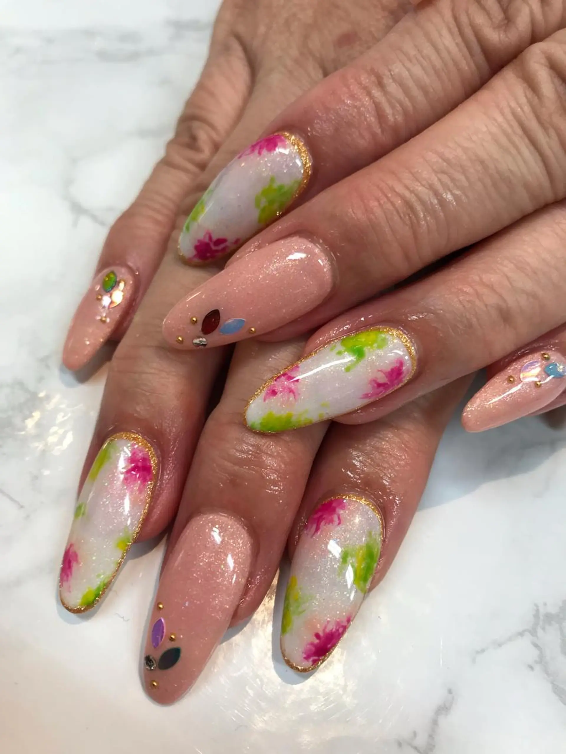 ネイル CrealaLuce 岩国店のネイルデザイン