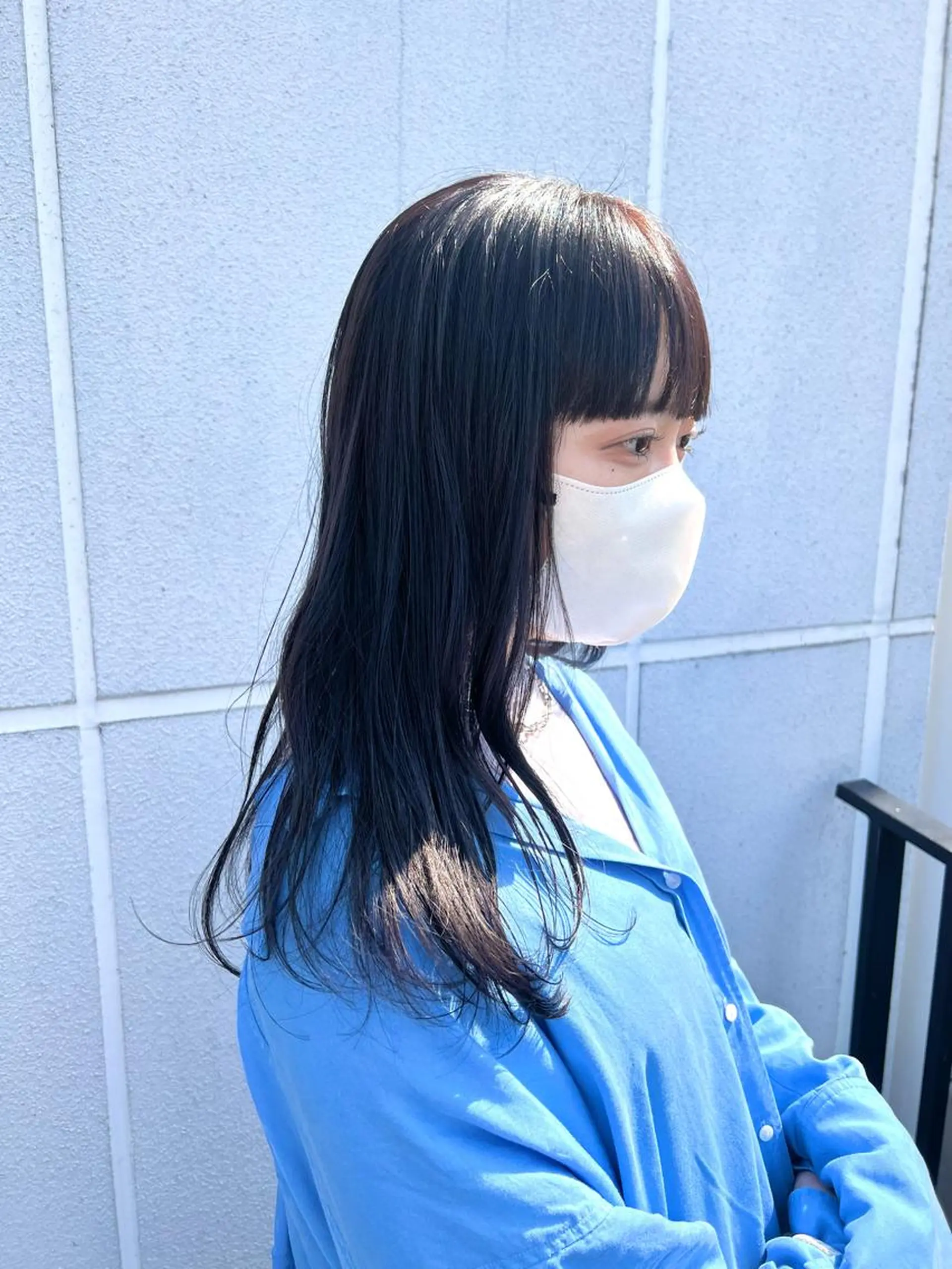 セミロング カラー カット 松坂 真衣のヘアスタイル