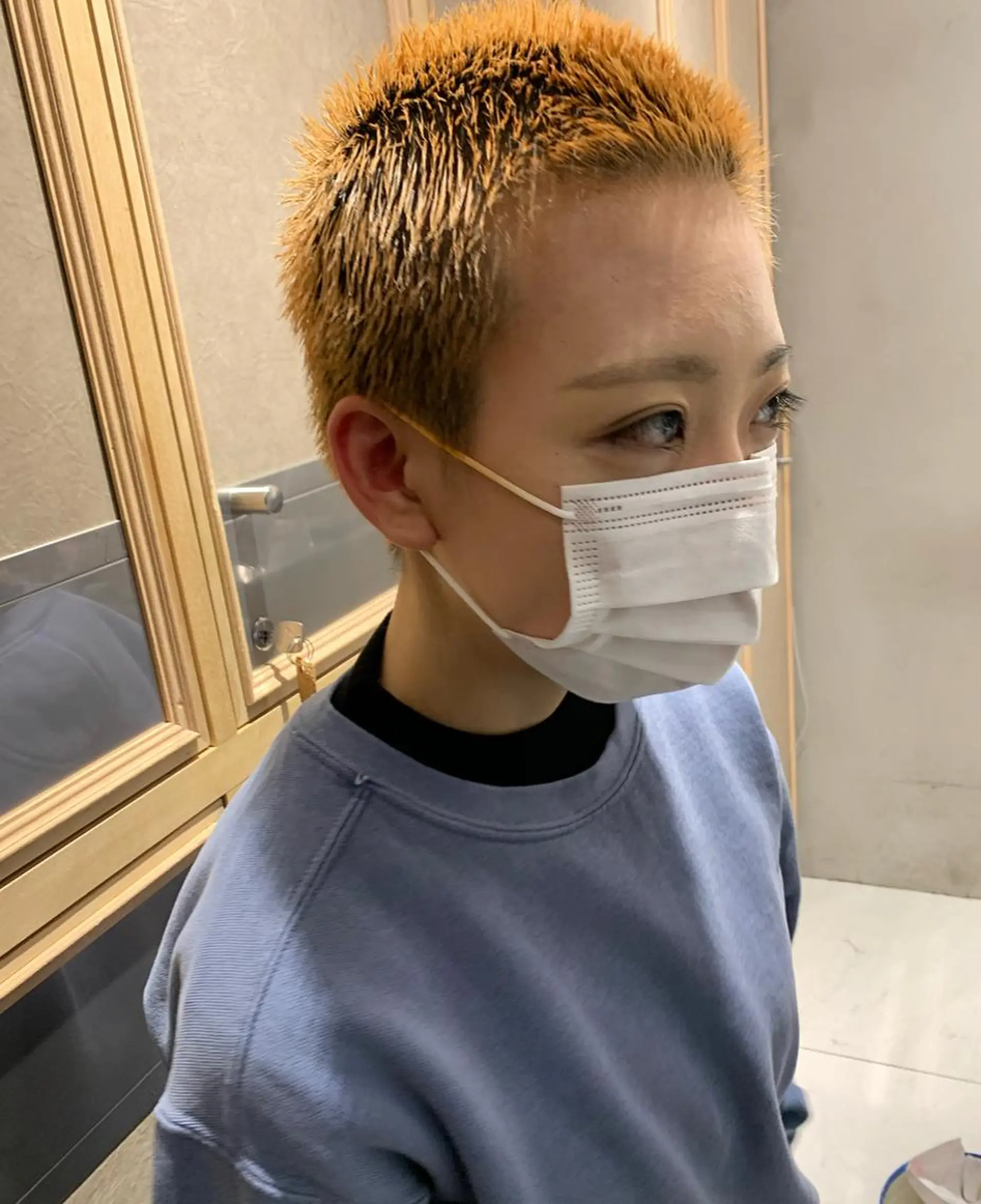 ショート カラー オレンジ TENELE所属・チバ タクミのヘアスタイル