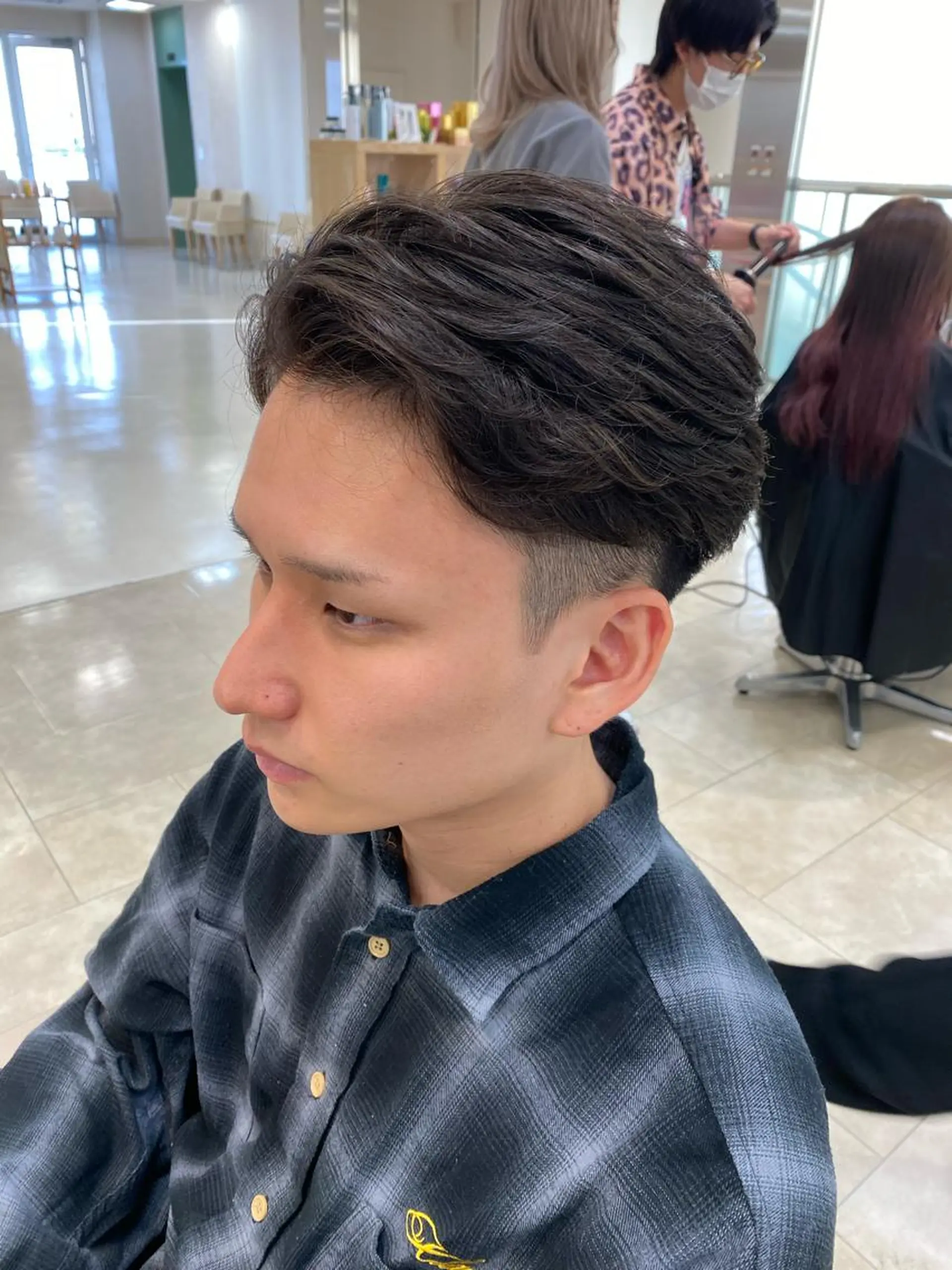 ショート パーマ メンズ カット パーマ トリートメント 湘南/メンズパーマ/ ハイライト/ユチカのヘアスタイル