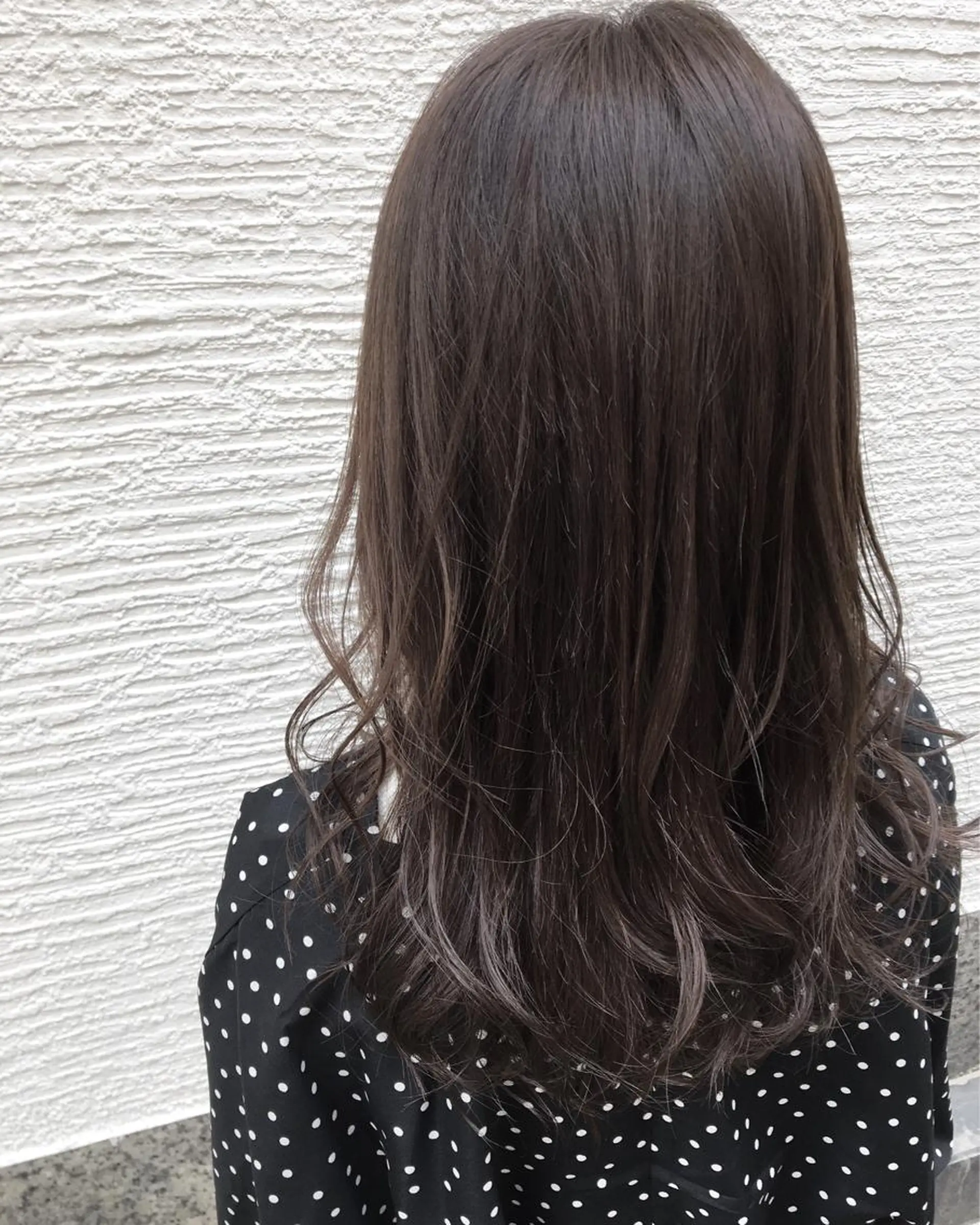 セミロング カラー OFF YUYAのヘアスタイル