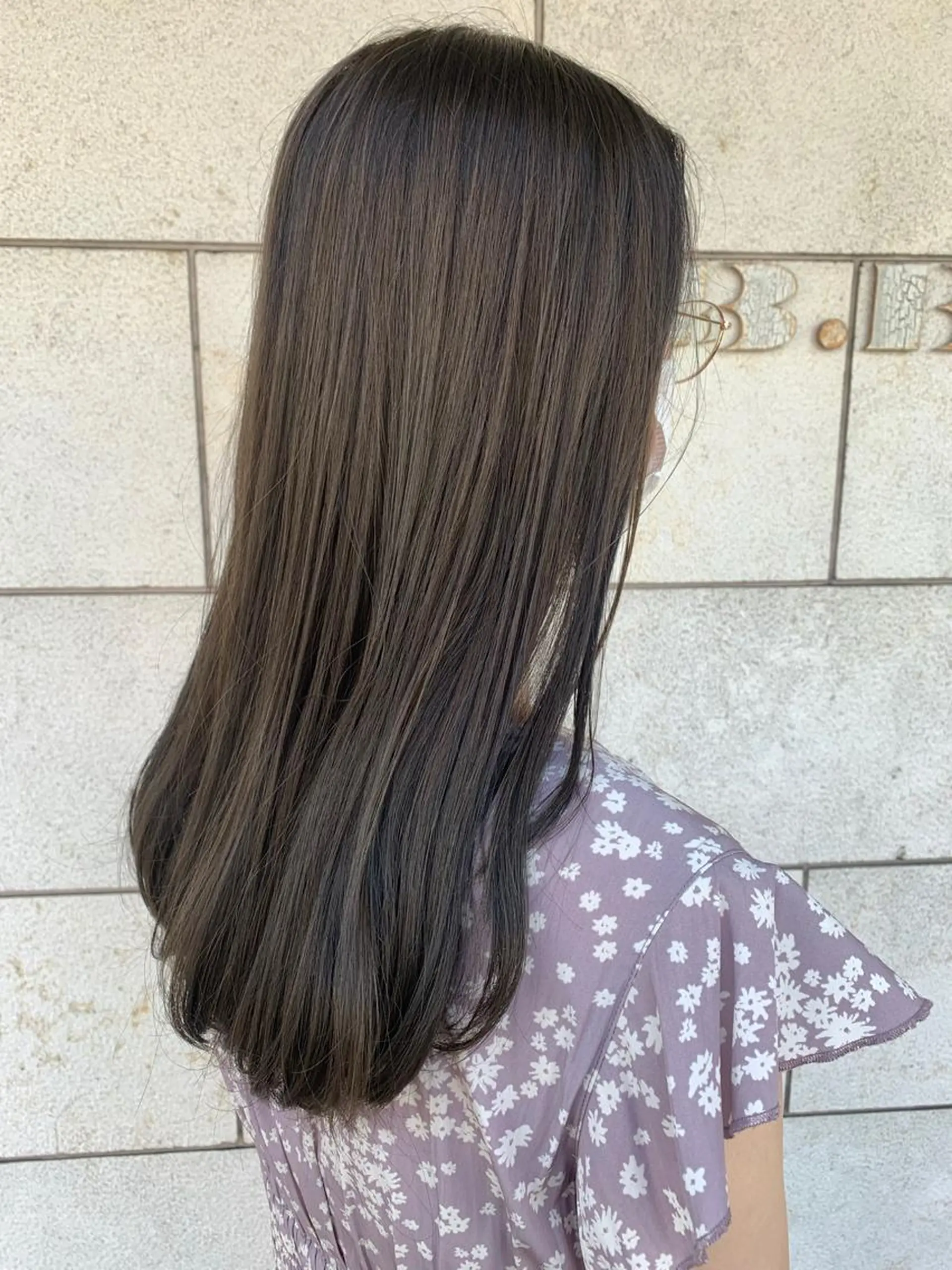 セミロング カラー パーマ ヘアアレンジ メンズ キッズ メンズブリーチ ブリーチ 透明感カラー グレージュ hiro【沿線で叶う 似合わせhair】のヘアスタイル