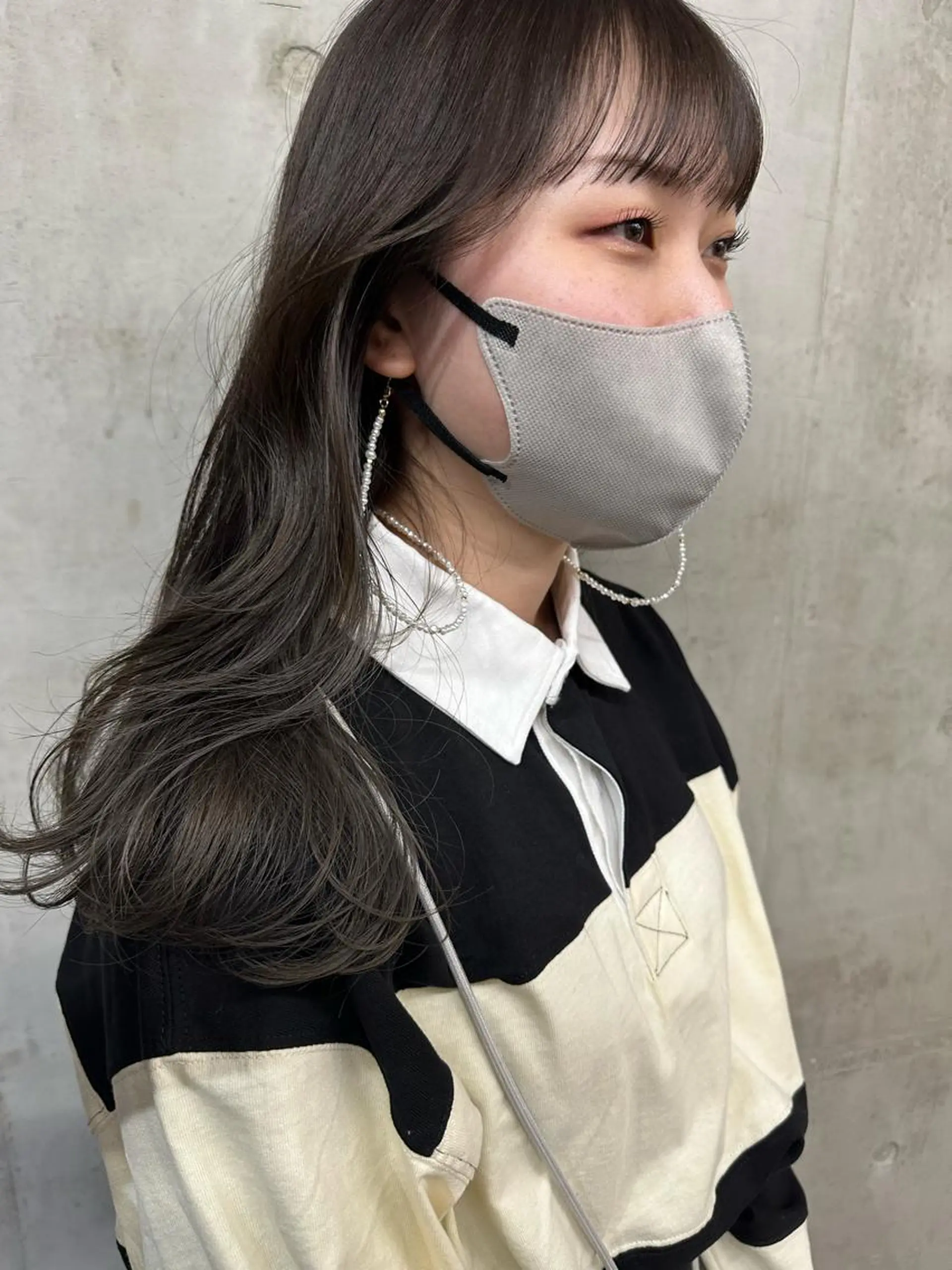 セミロング カラー SALTWATER AYARIのヘアスタイル