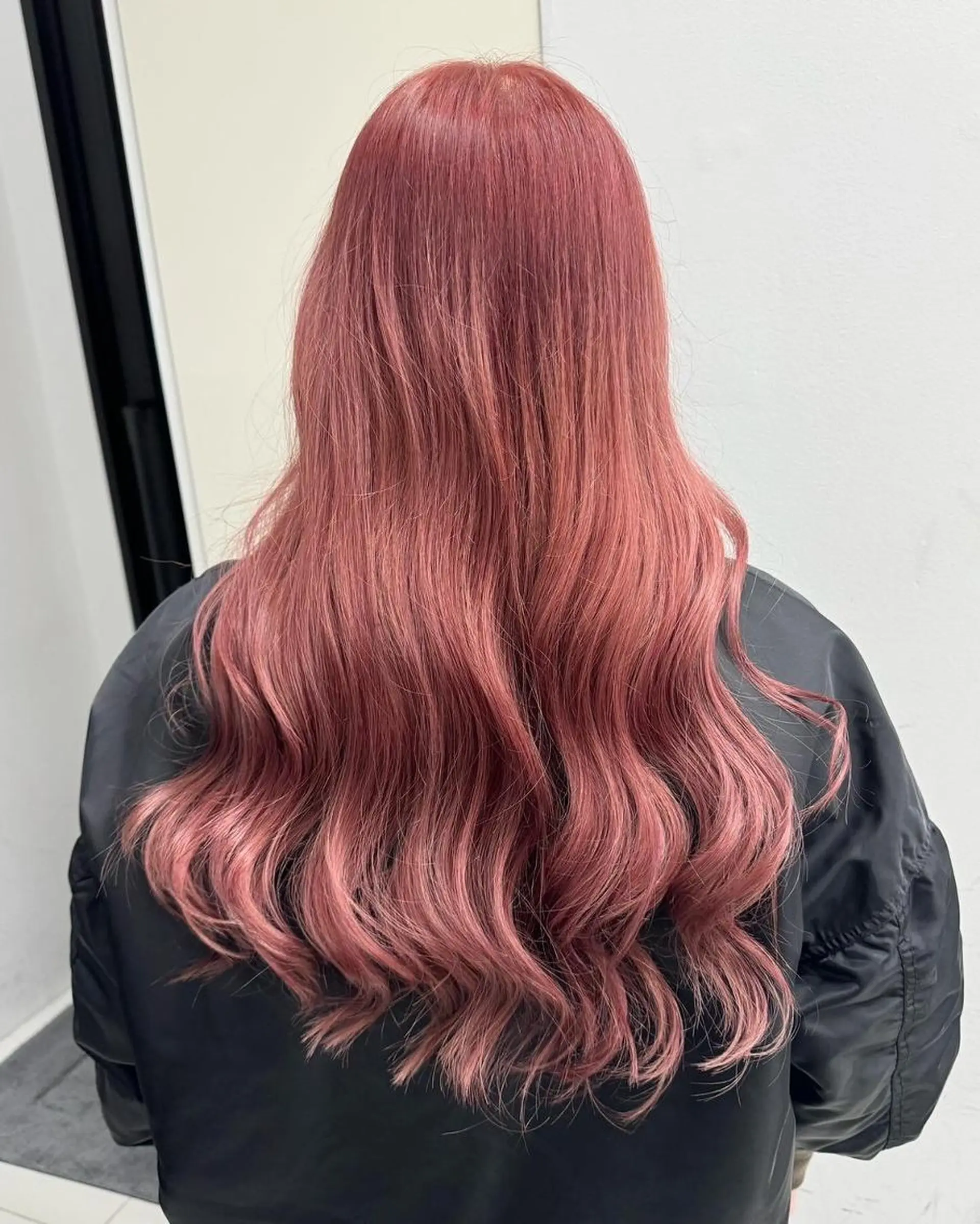 カラー アディクシーカラー アッシュ ブルーカラー ダークアッシュ グレージュ 【公式】amble luxe 中野のヘアスタイル