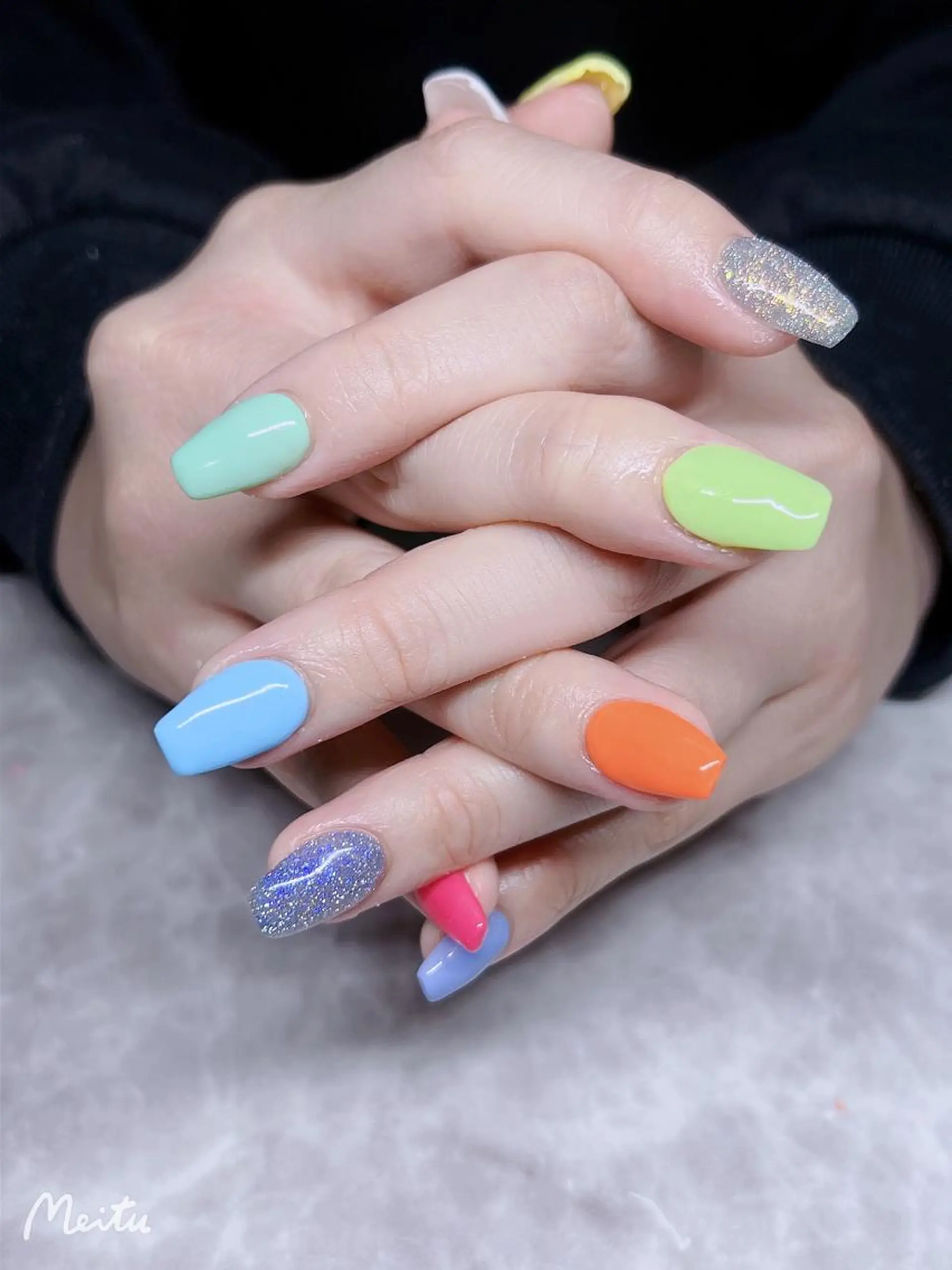 ネイル ハンドネイル ISA_ BELLAのネイルデザイン