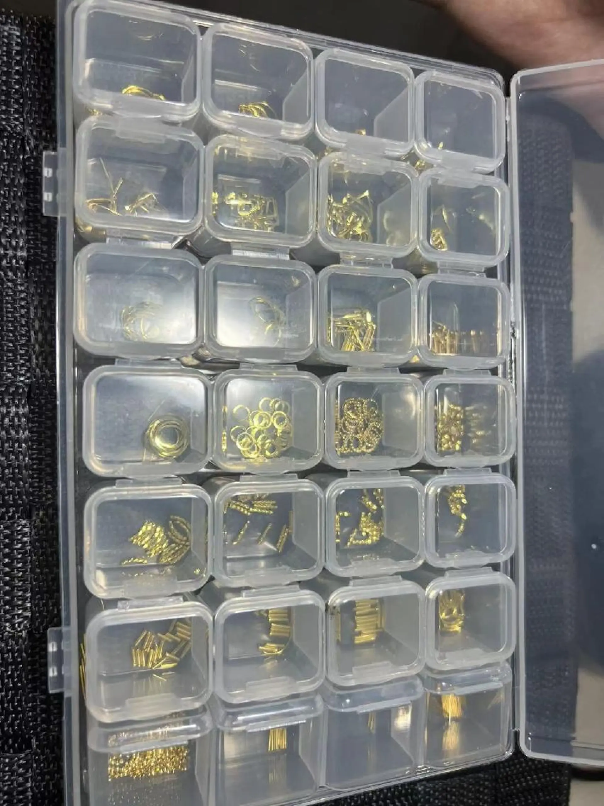 ネイル Theone栄店 田口のネイルデザイン