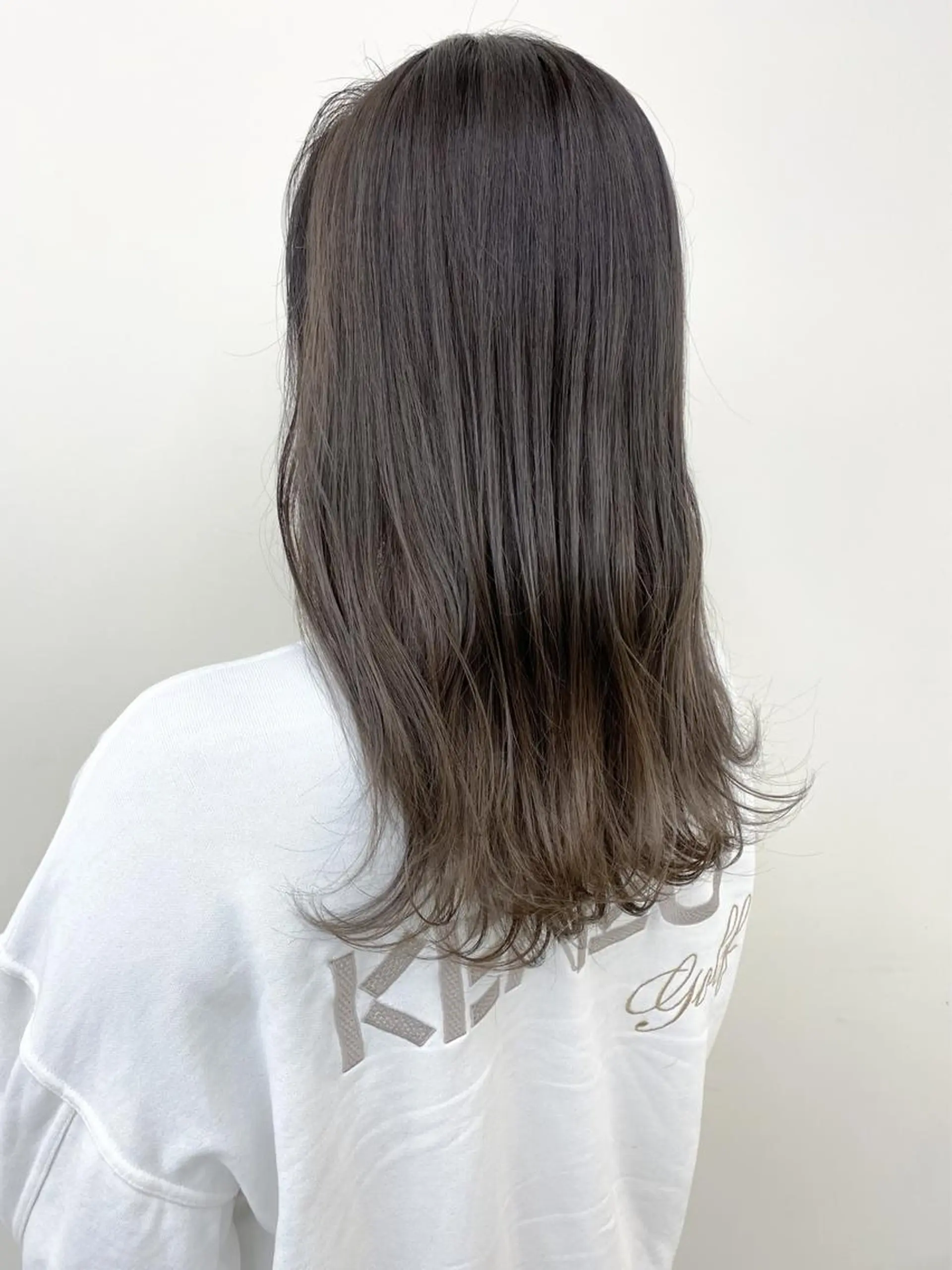 セミロング カラー ブリーチ 透明感カラー グレージュ カット ヘアカラー トリートメント 丹羽 隼人/髪質改善 /韓国ヘア🇰🇷のヘアスタイル