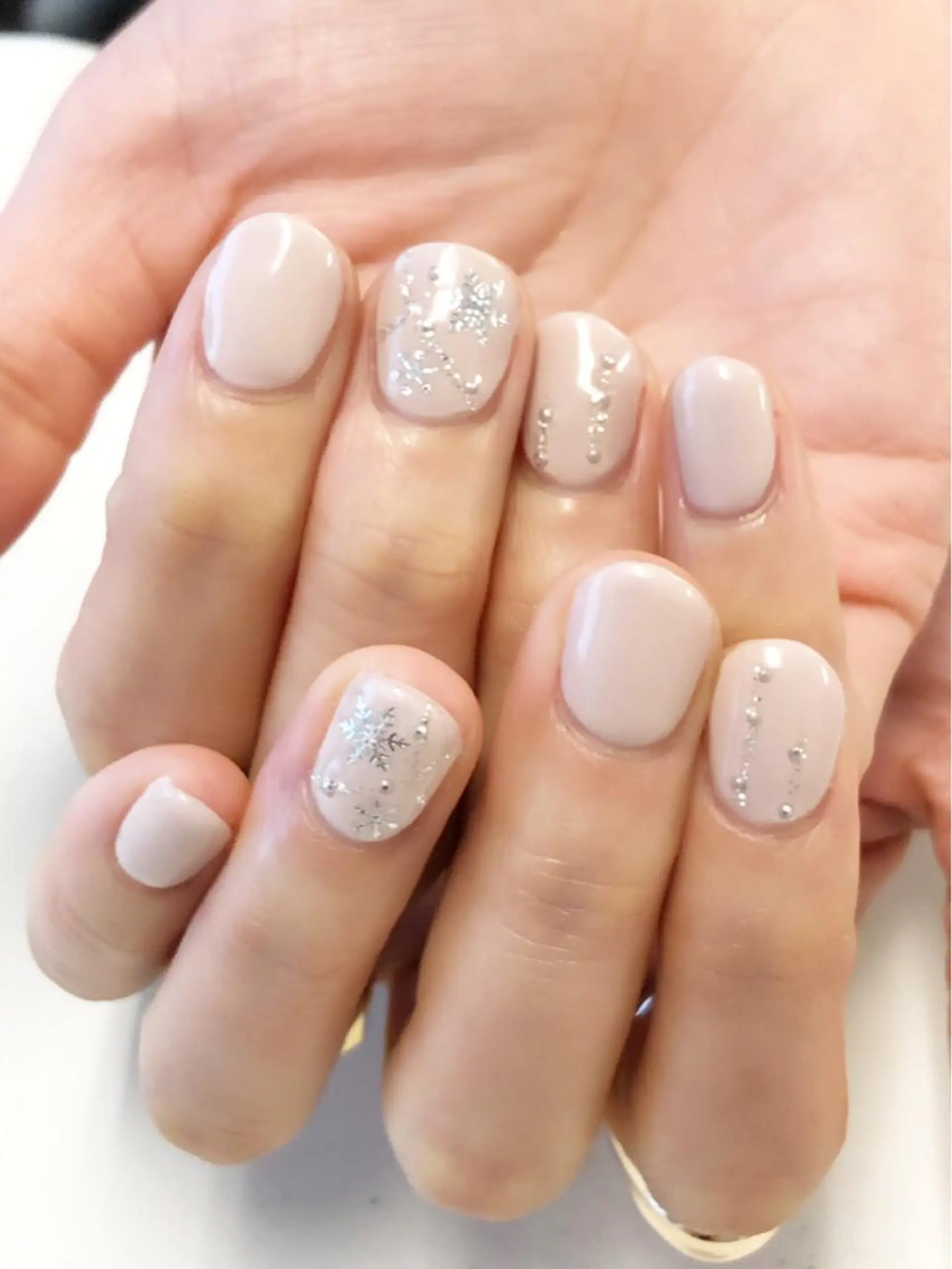 ネイル 冬ネイル KIREIE NAILSのネイルデザイン