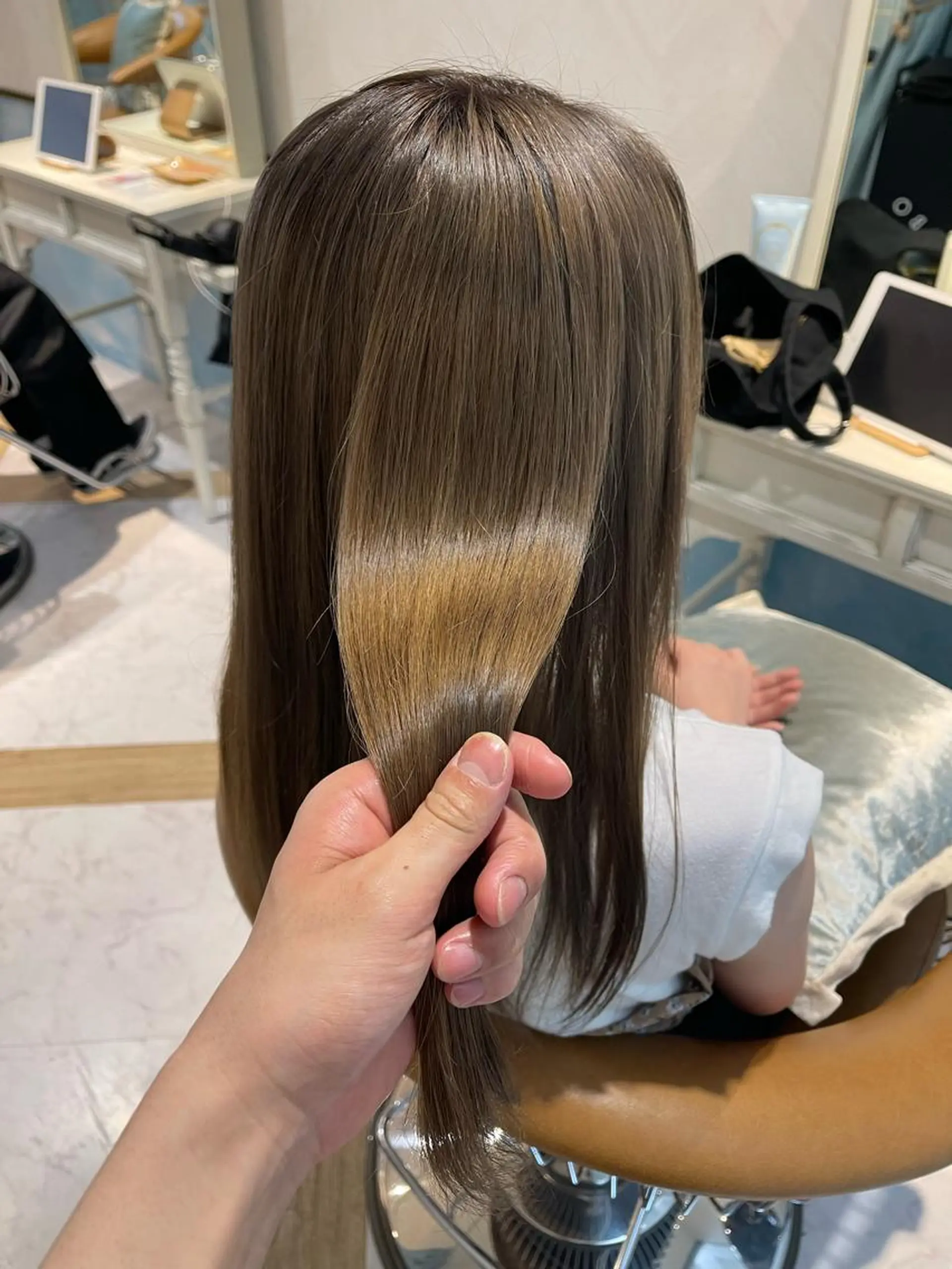 ロング 川田大輝 ナチュラルモードのヘアスタイル