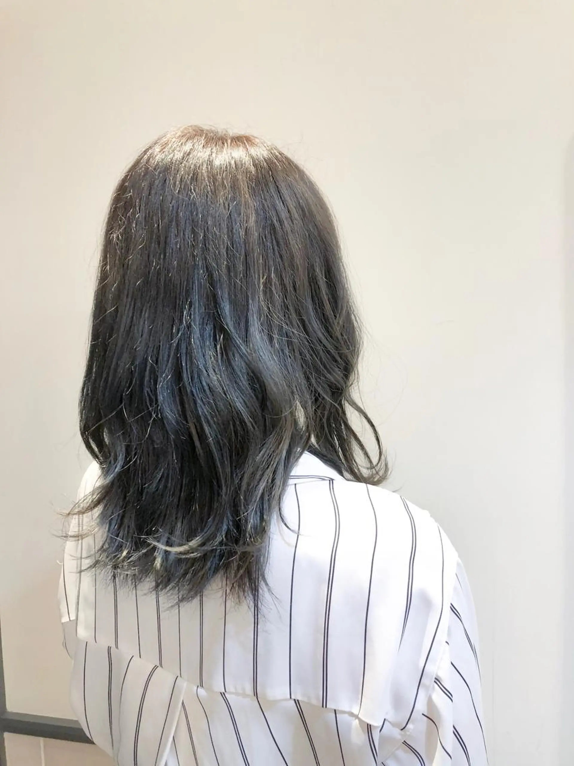 ロング カラー アッシュ un所属・un 溝の口 伊豆本のマツエク・マツパデザイン