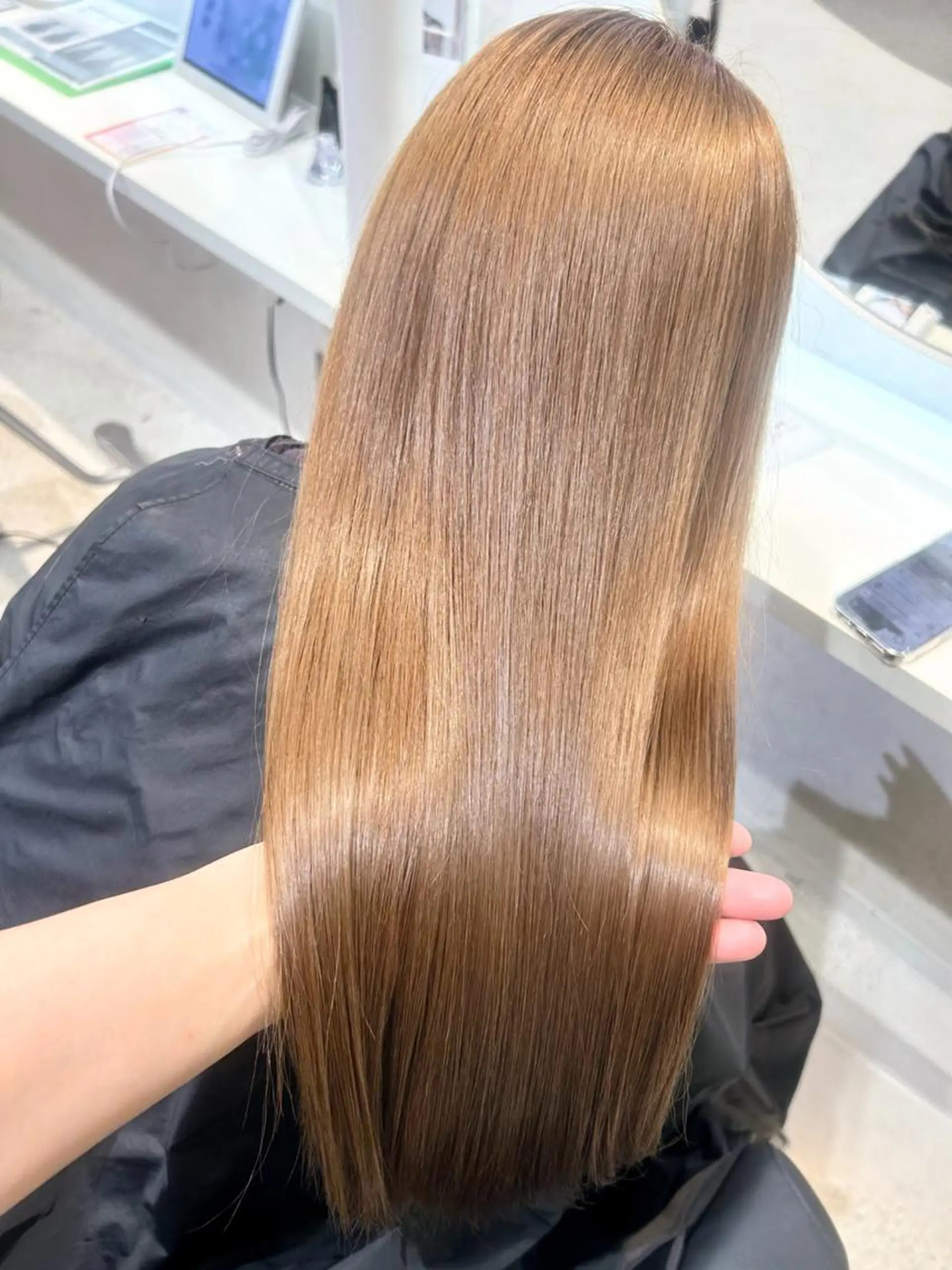 ロング ヘアカラー トリートメント 尾森紳哉💎透明感/ デザインカラーのヘアスタイル