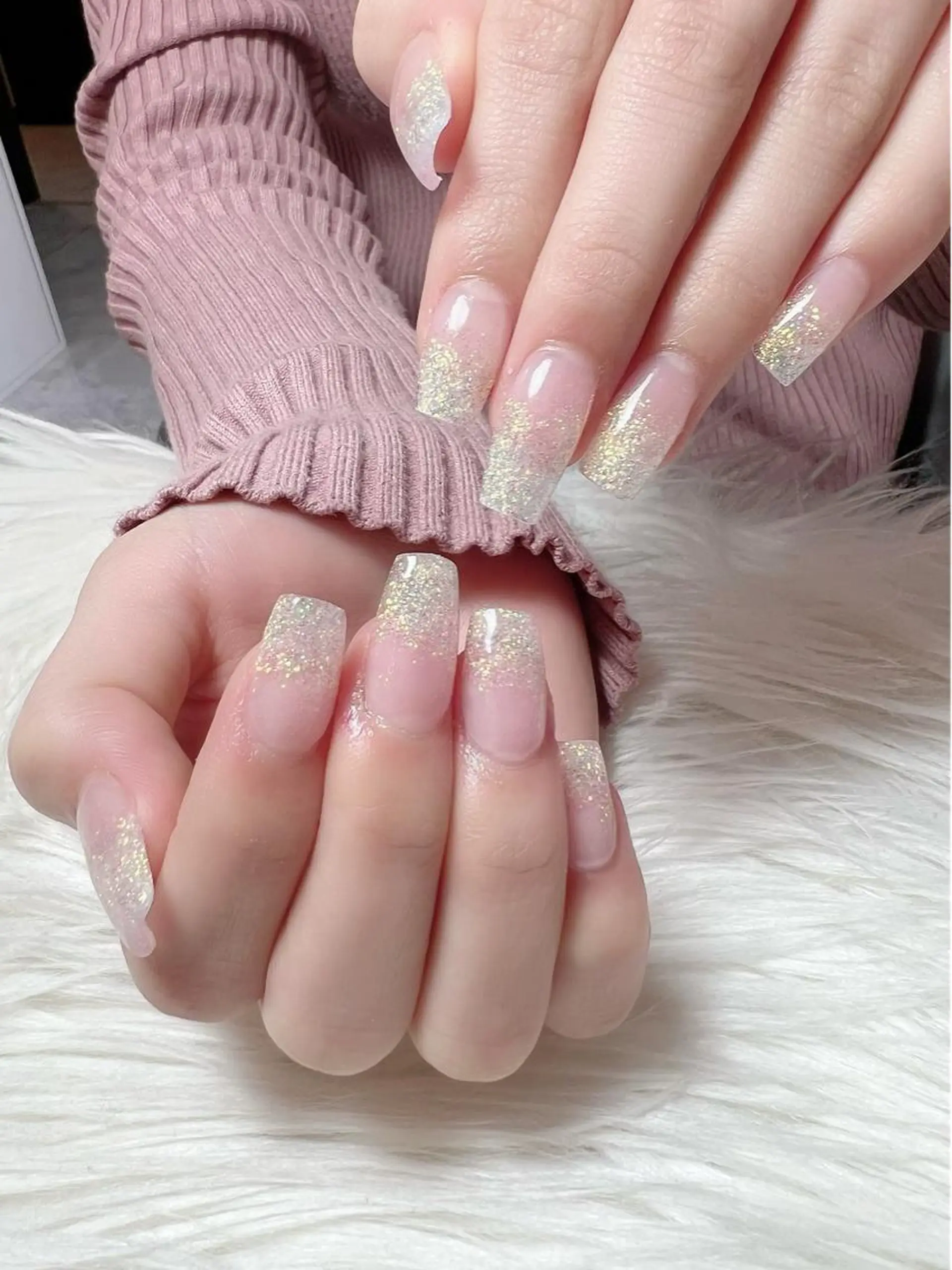 ネイル クリアネイル グラデーション ラメ(グリッター) ラメグラデーション スカルプネイル ハンドネイル シェヌネイル JURAのネイルデザイン