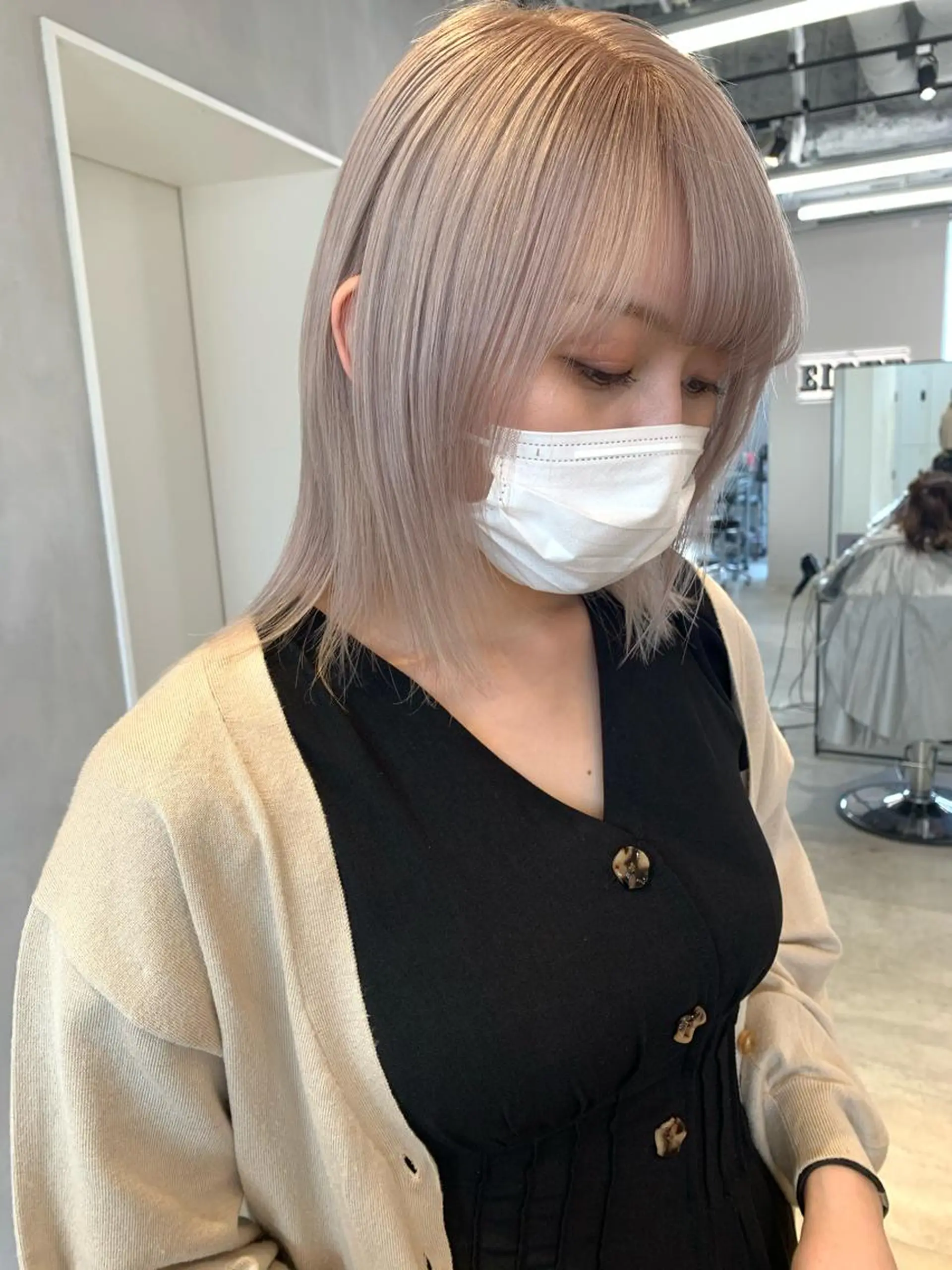 ミディアム カラー カット ヘアカラー トリートメント ハイトーン特化サロン 代表　中谷蓮のヘアスタイル