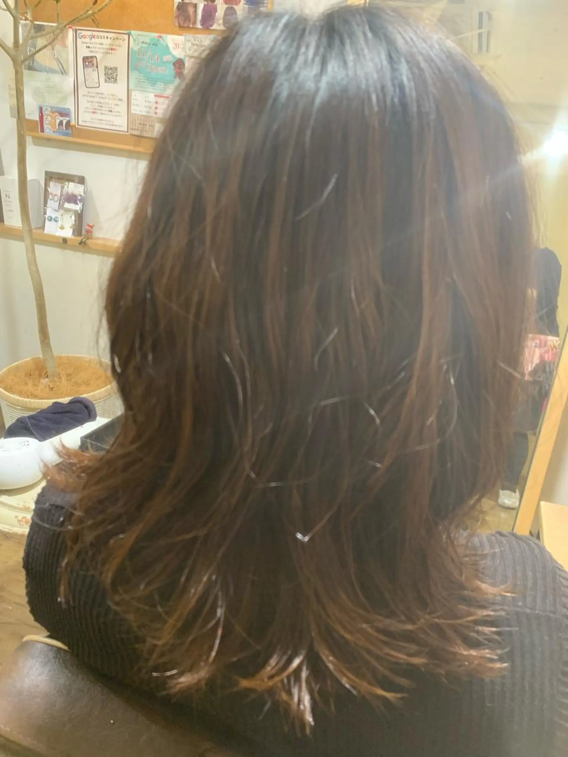 ミディアム パーマ ミディアムパーマ 外ハネヘア 瀧 葉月のヘアスタイル