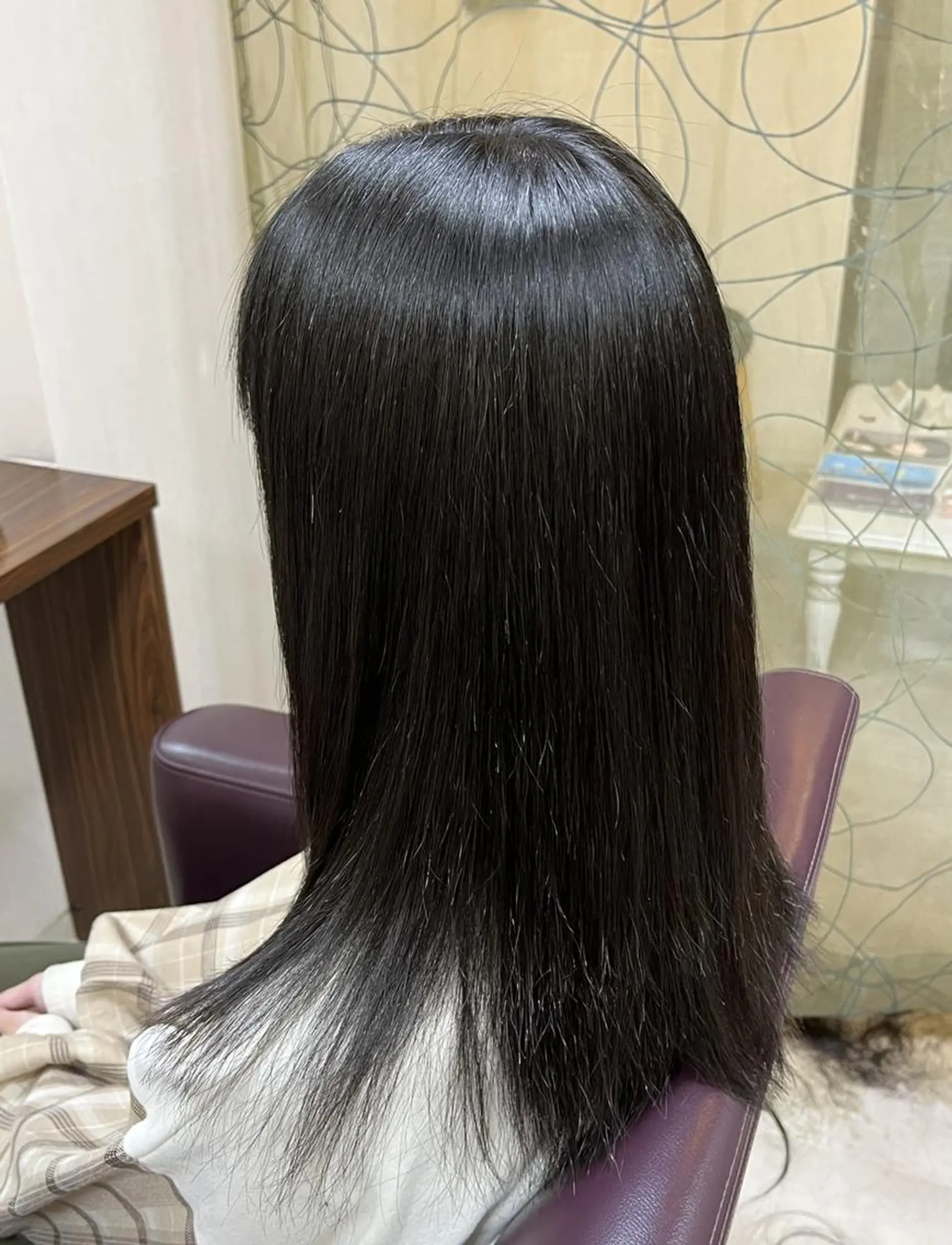 ロング レイヤーカット ローレイヤー 縮毛矯正 カット 縮毛矯正 トリートメント 澤崎 希望のヘアスタイル