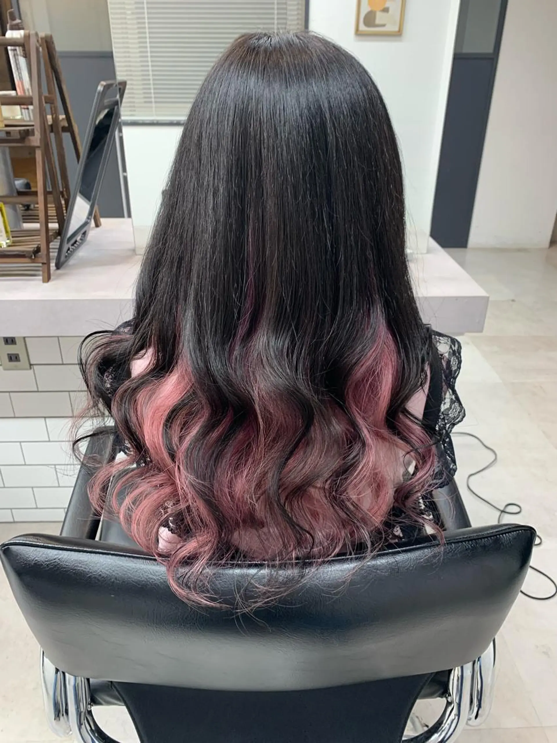 ロング カラー ベージュカラー インナーカラー ピンクカラー ピンクベージュ カット ヘアカラー トリートメント 🌸MAYU🌸 ハイトーン➕レイヤーのヘアスタイル
