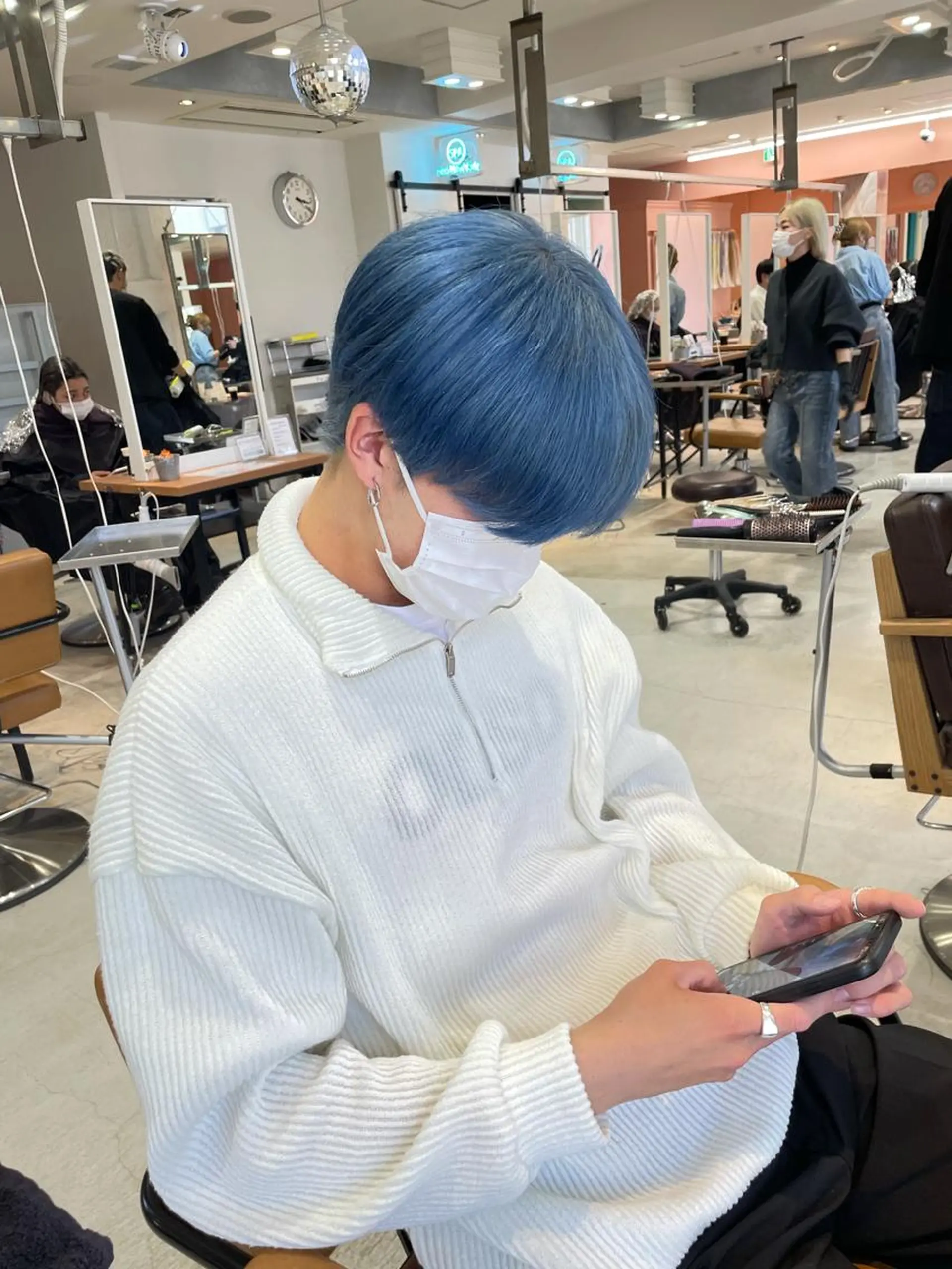 ショート カラー メンズ ブルーカラー ヘアカラー 大阪韓国ヘア 🦋RINKAのヘアスタイル