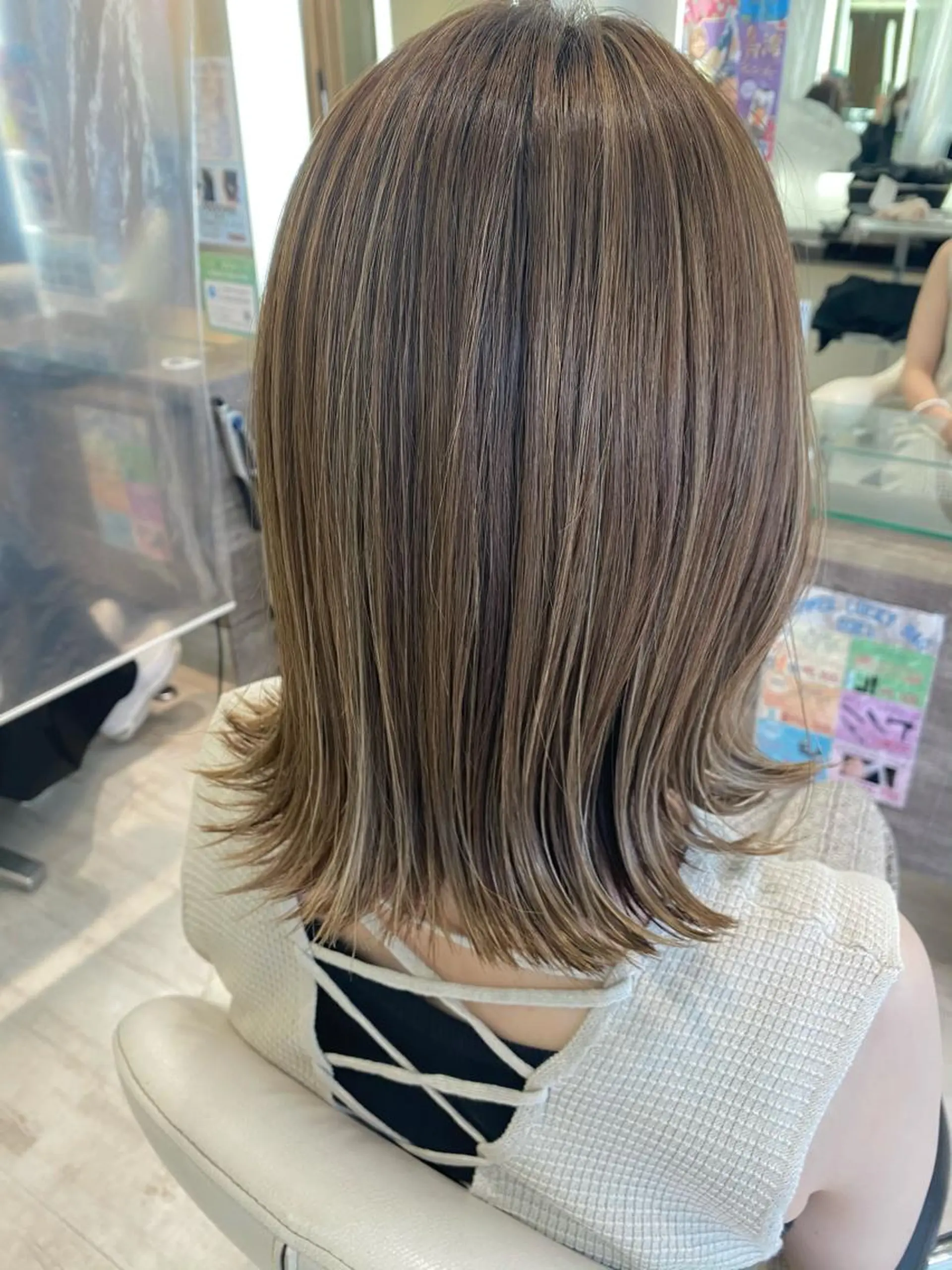 ミディアム カラー ハイライトカラー イルミナカラー ハイライト ショート/ボブ🌿 大野ちかのヘアスタイル