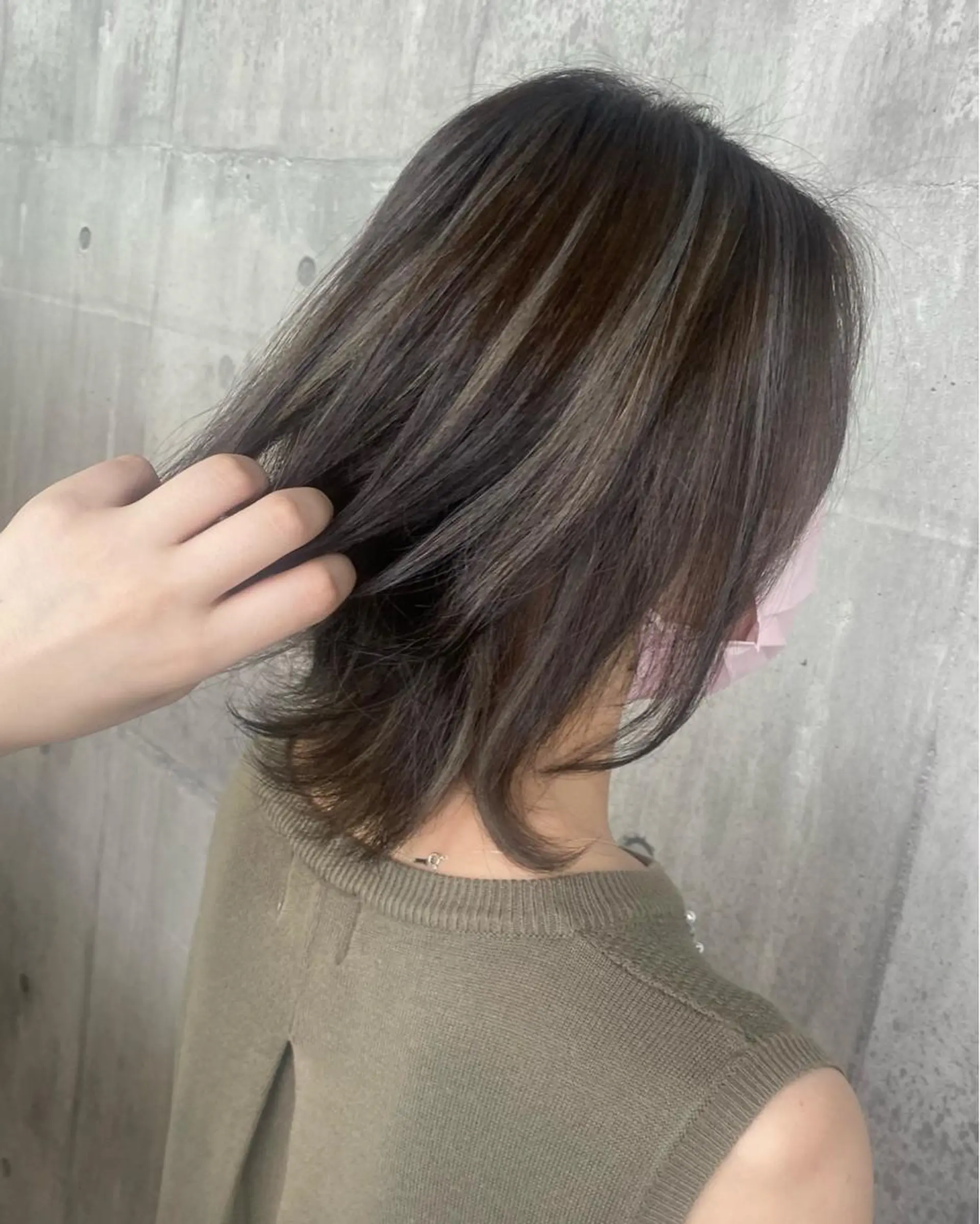 ミディアム カラー ハイライトカラー ハイライト ルミナホワイト 店長 もえかのヘアスタイル