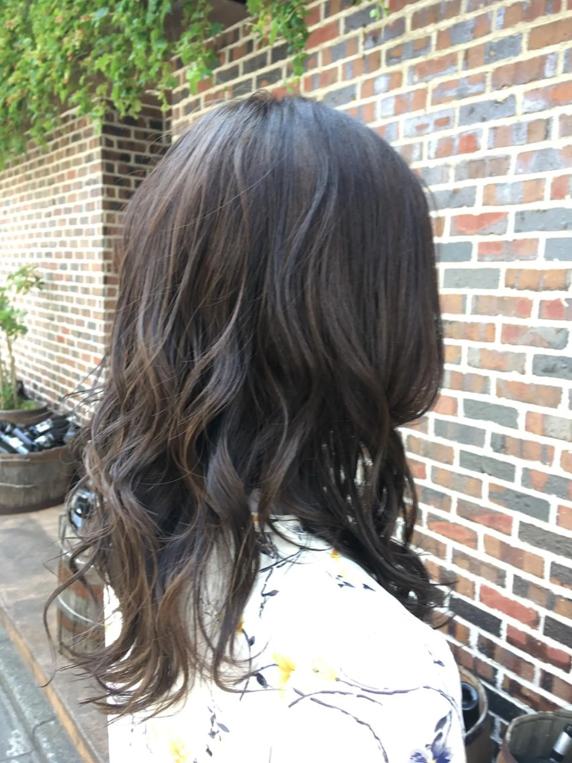 セミロング カラー アッシュ アッシュブラウン ブリーチ ブラウンカラー 透明感カラー 【Sweep】おじま のぞみのヘアスタイル