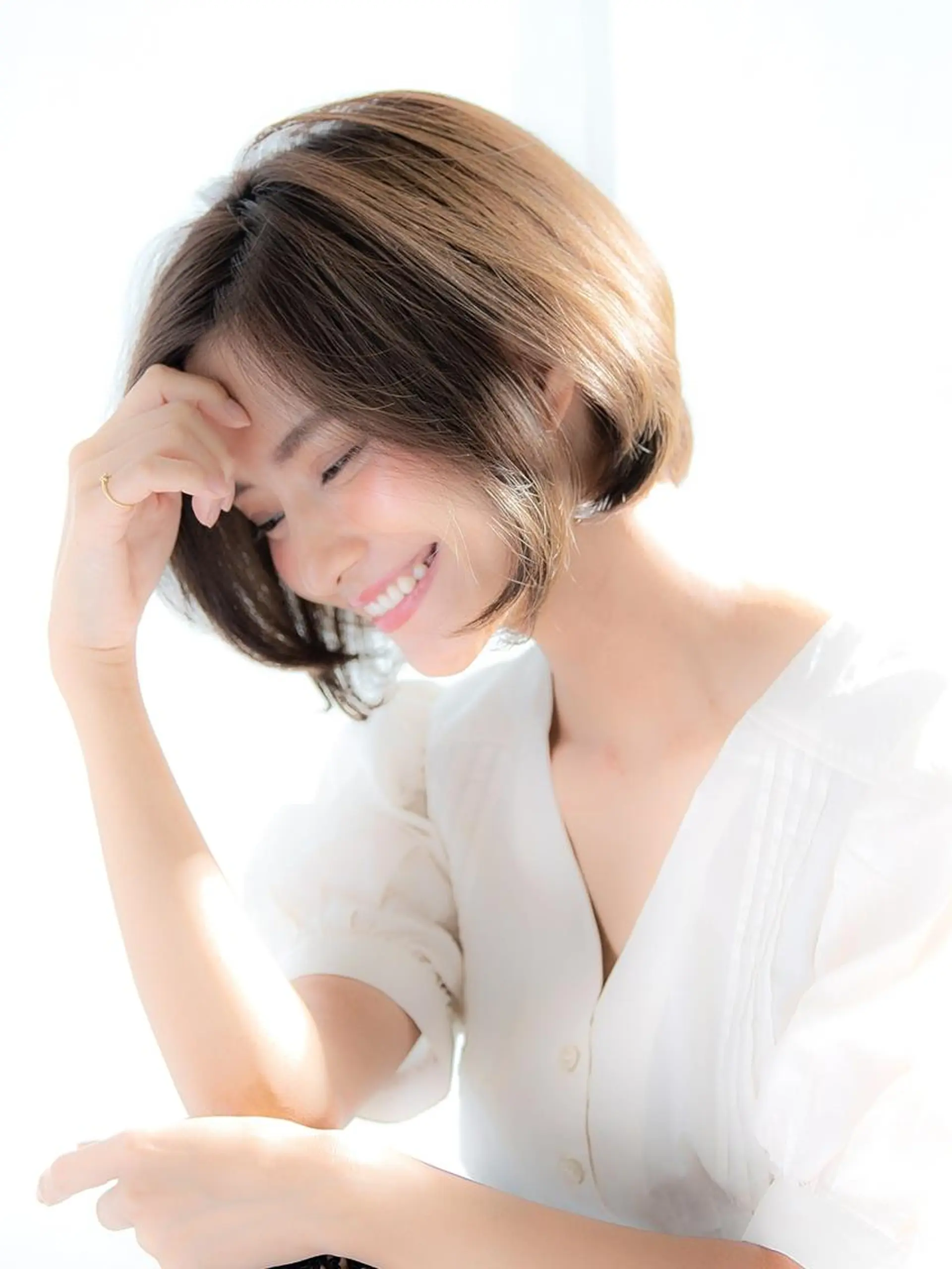 ショート カラー レイヤーカット✂️ 横浜No1♡下鳥翔子のヘアスタイル