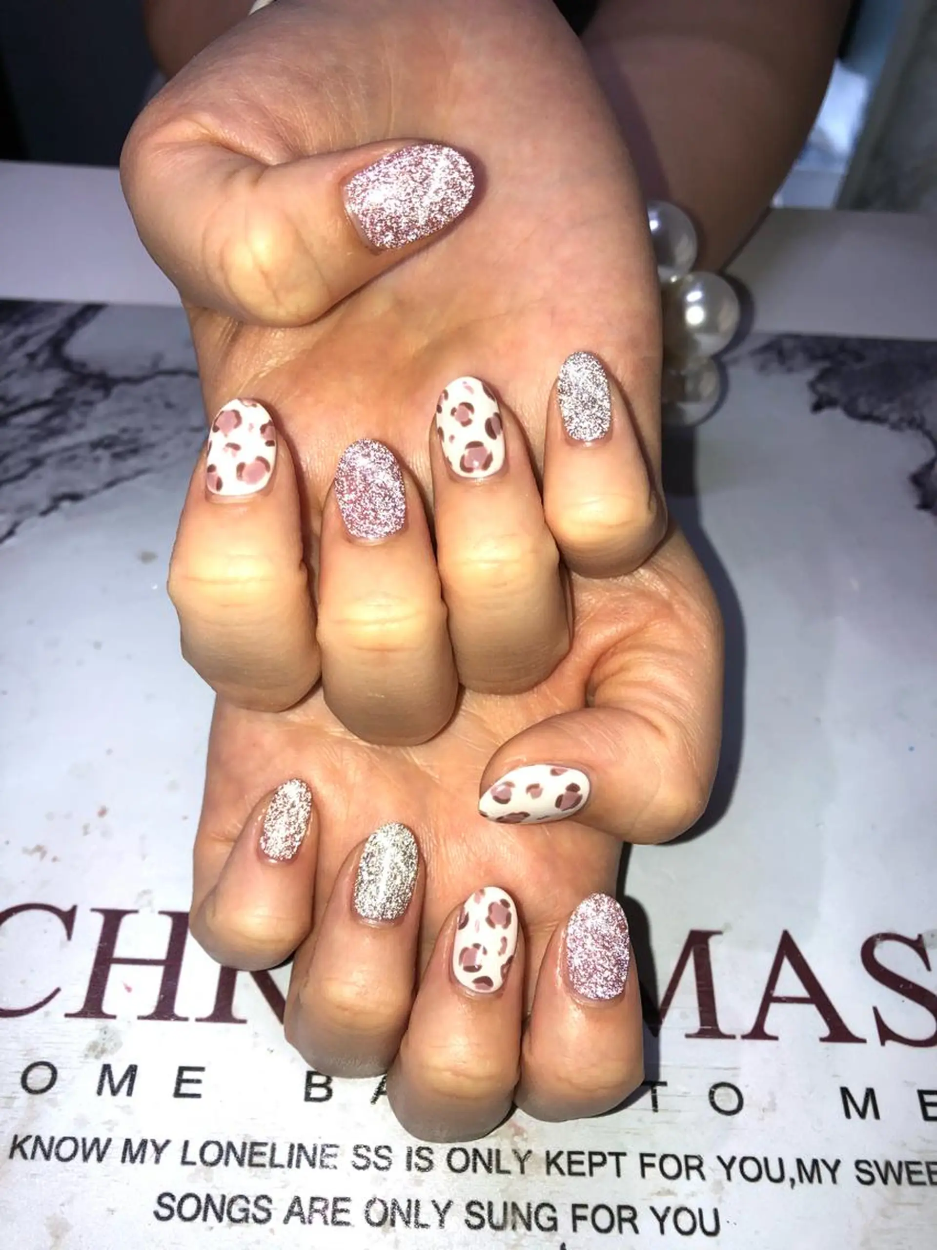 ネイル ガレンドウ 白澤 愛子のネイルデザイン