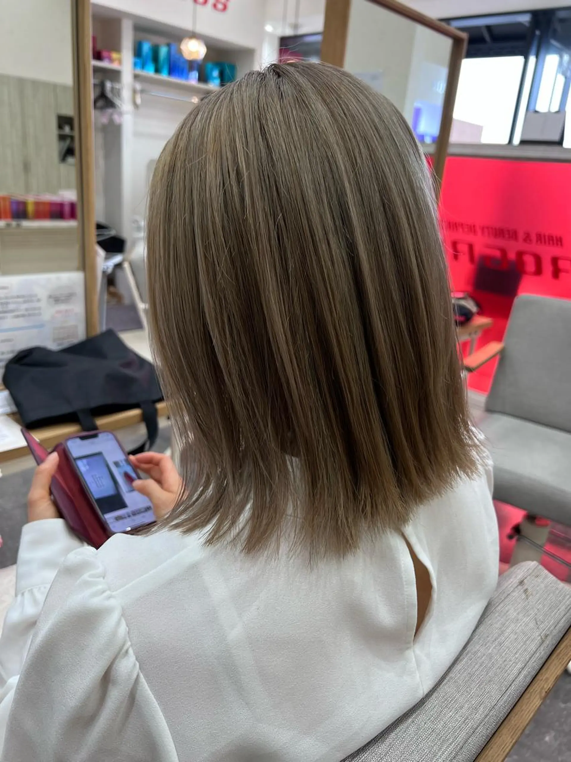 ミディアム ヘアカラー ✨カラーの悩み 解決✨斎藤相慶のヘアスタイル