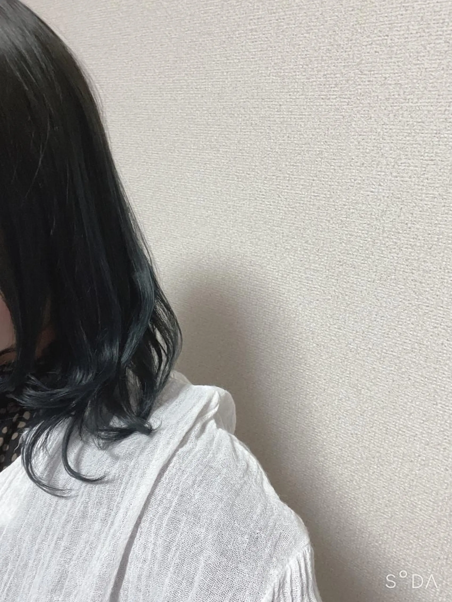 ミディアム 西能 心音のヘアスタイル