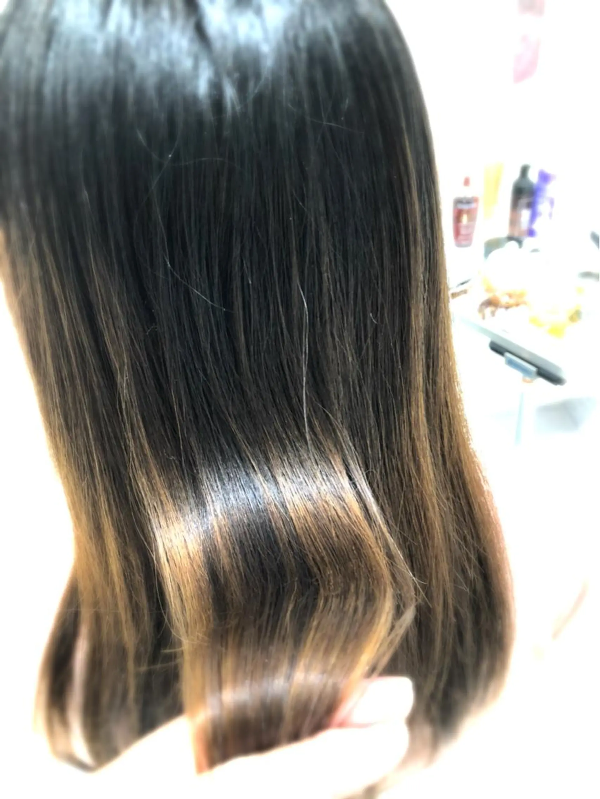 セミロング カット ヘアカラー トリートメント 上田 篤史のヘアスタイル