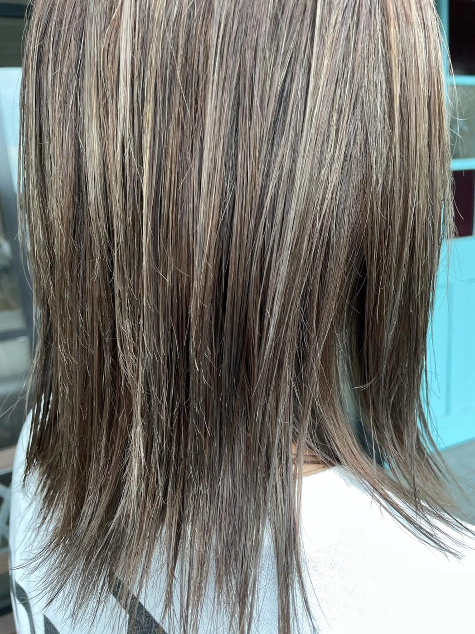 ミディアム ハイライト 佐々木 浩之のヘアスタイル