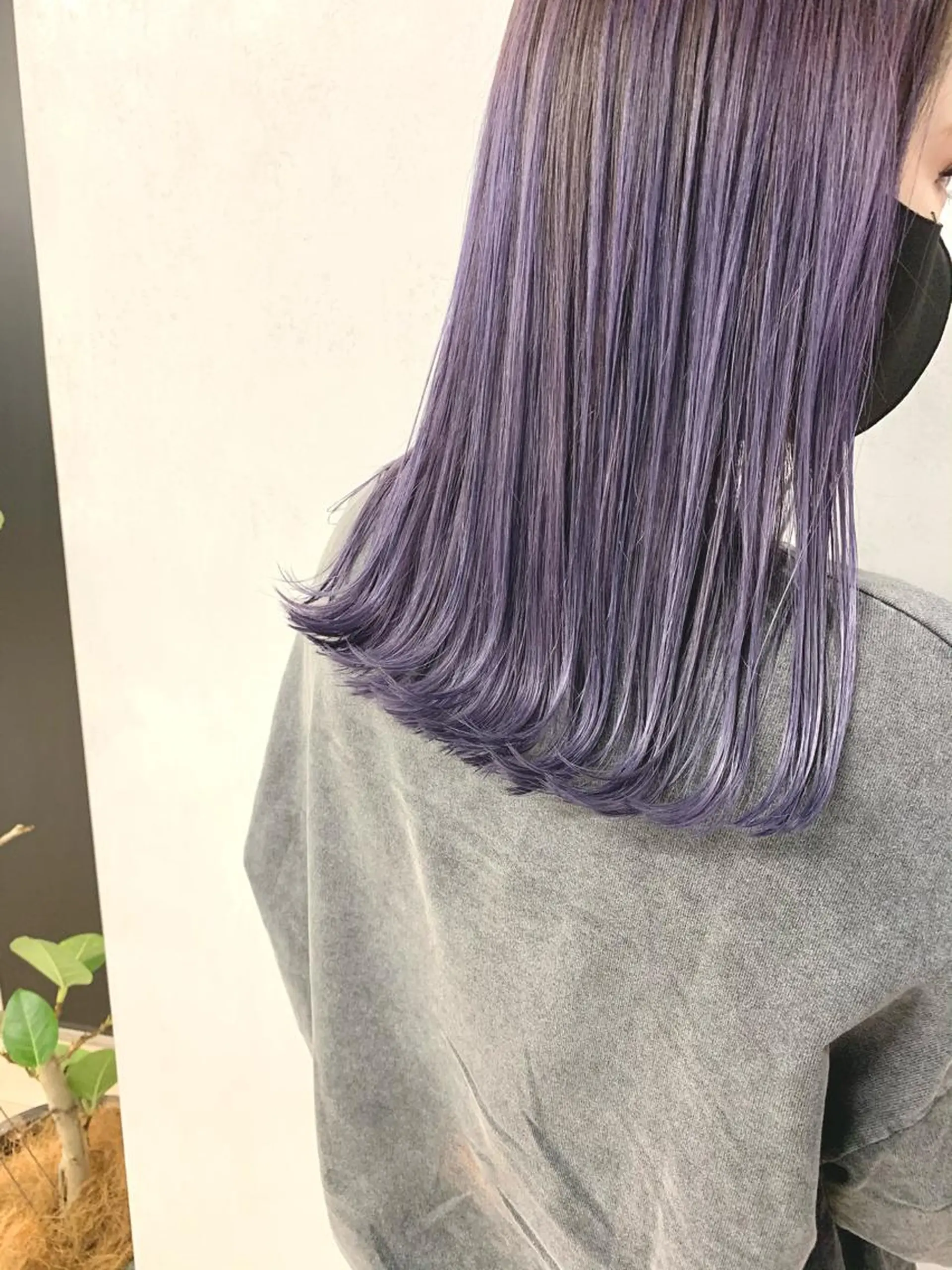 セミロング 韓国レイヤーカット KOUKIのヘアスタイル