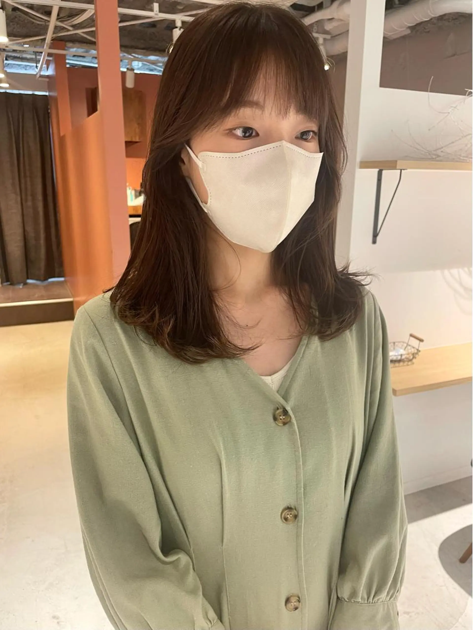 ミディアム カラー カット ヘアカラー トリートメント 🩰オリーブ/ ベージュ松本咲花🩰のヘアスタイル