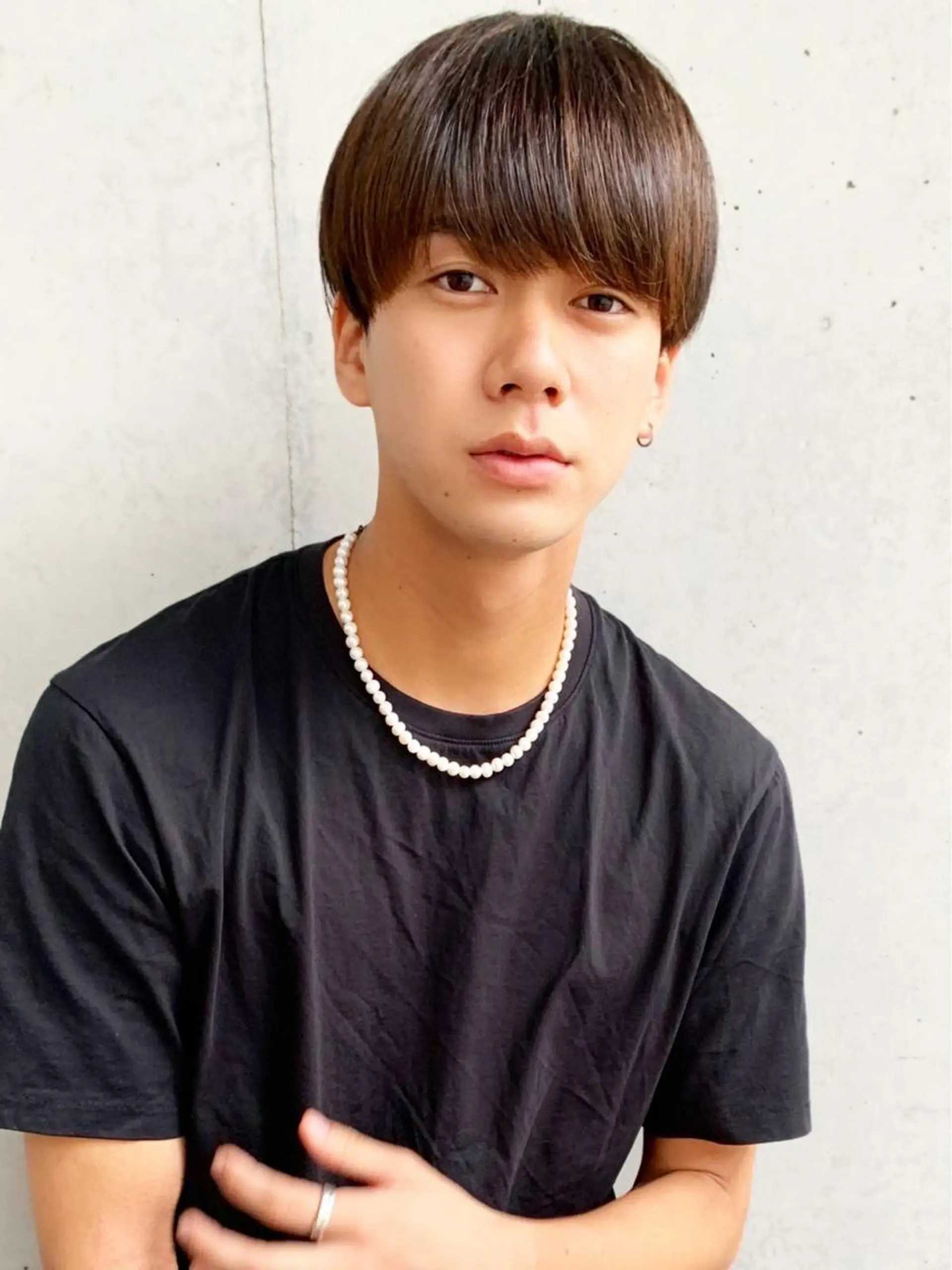 ショート メンズ アップバング メンズ韓国風 マッシュ メンズショート ツーブロック カット ヘアカラー 大人可愛いレイヤー 大田のヘアスタイル