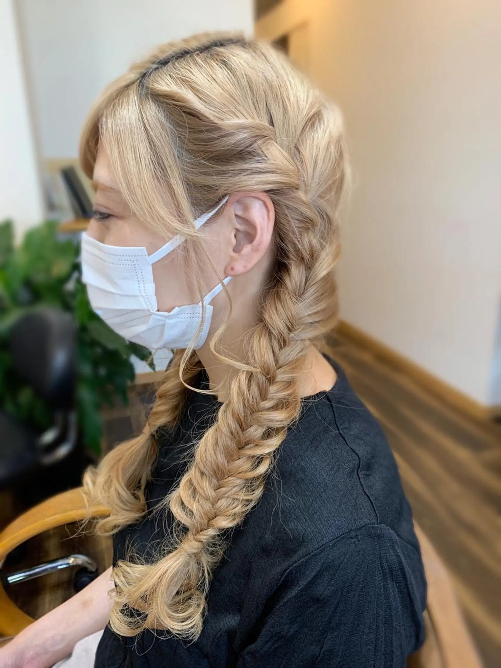 ロング ヘアアレンジ 石川 奈緒子のヘアスタイル