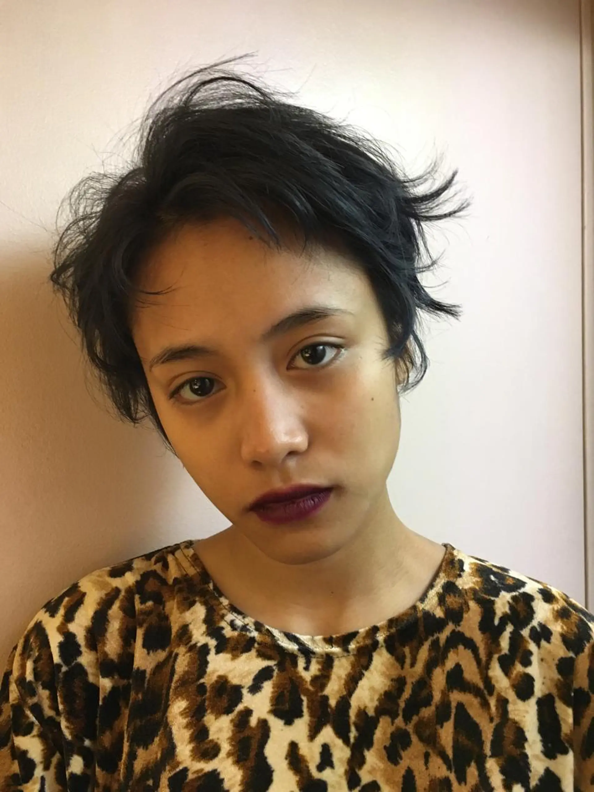 ショート カラー 桑原 菜摘のヘアスタイル