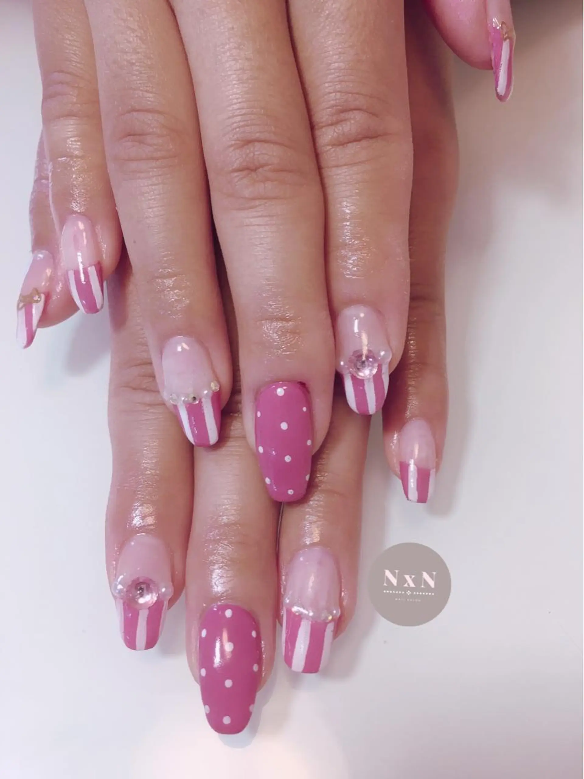 ネイル ジェルネイル ぷっくりネイル ハンドネイル nail salon N×Nのネイルデザイン