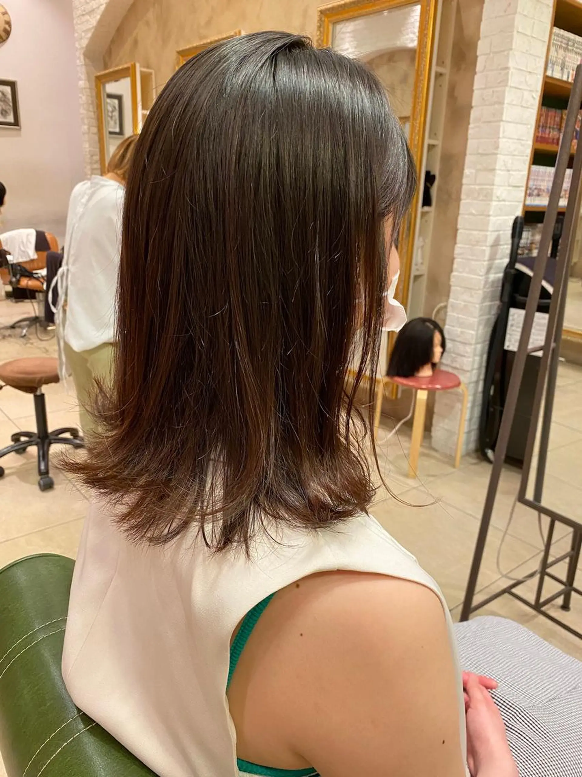 ミディアム sakamoto sayaのヘアスタイル
