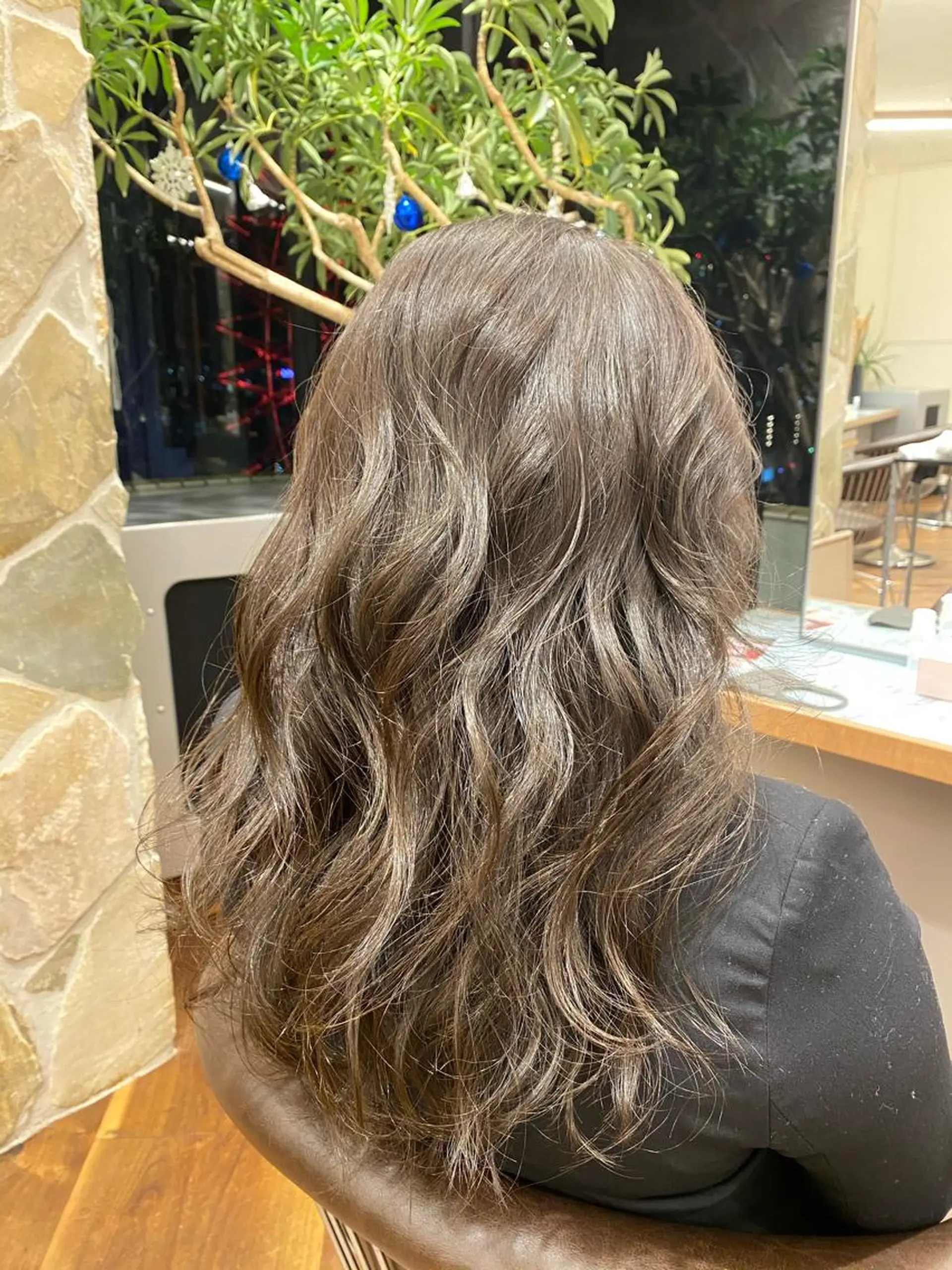 セミロング レイヤー/グレージュ メンズパーマのヘアスタイル