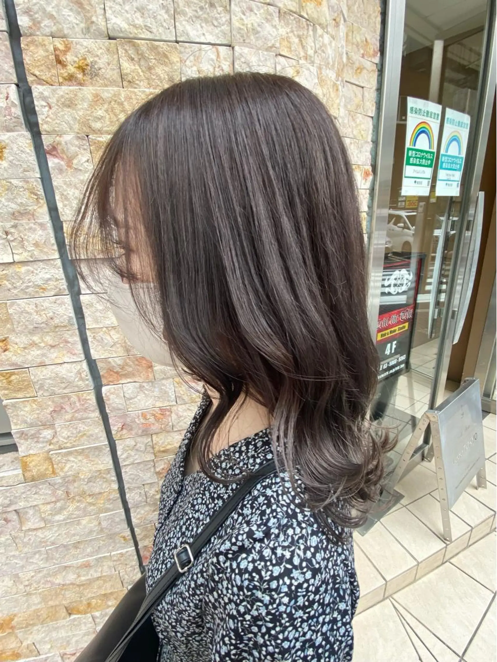 ミディアム カラー ヘアカラー ハイトーン特化サロン 🍑momo🍑のヘアスタイル