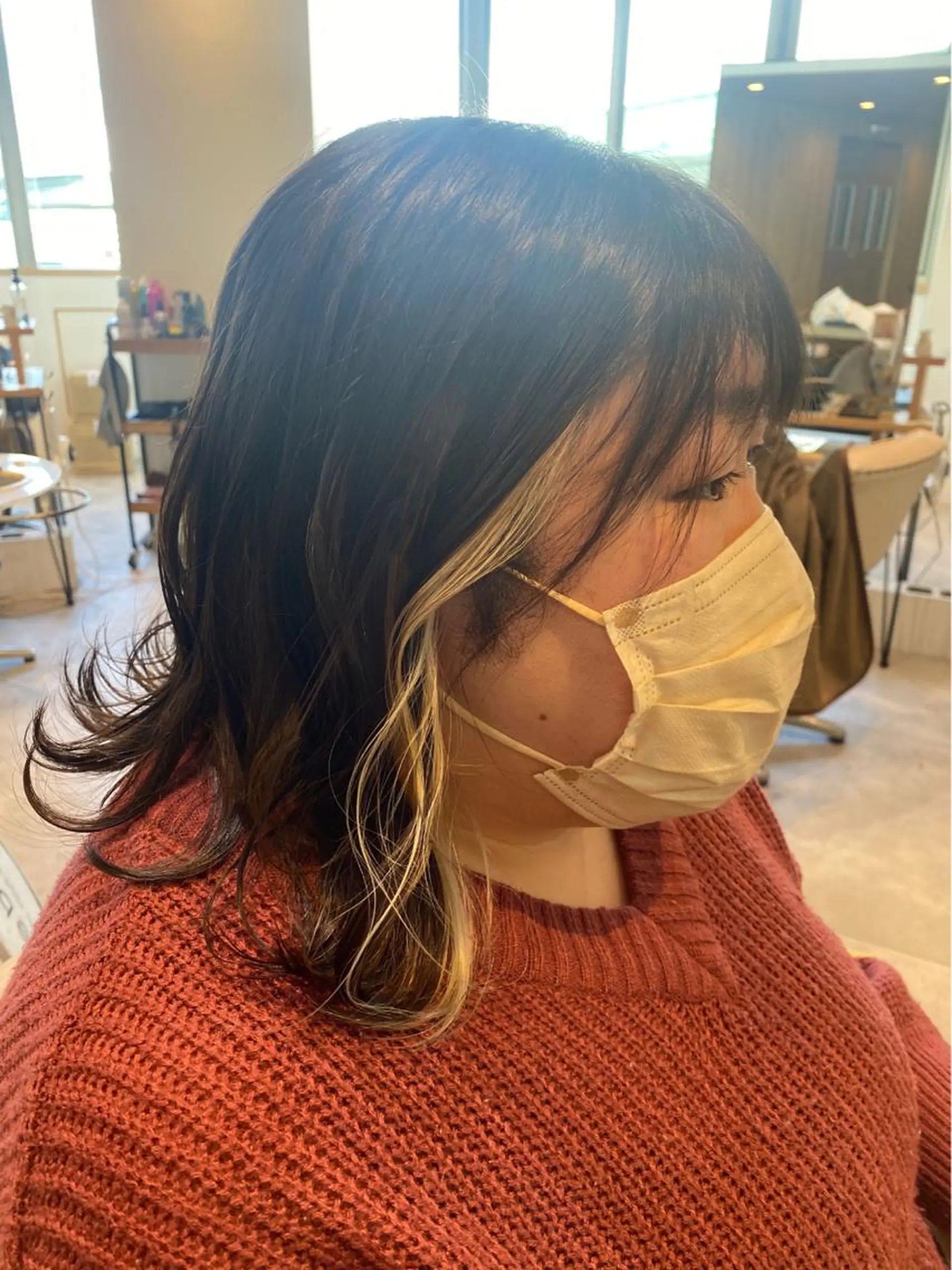 ミディアム カラー インナーカラー カット ヘアカラー 南上 野々佳のヘアスタイル