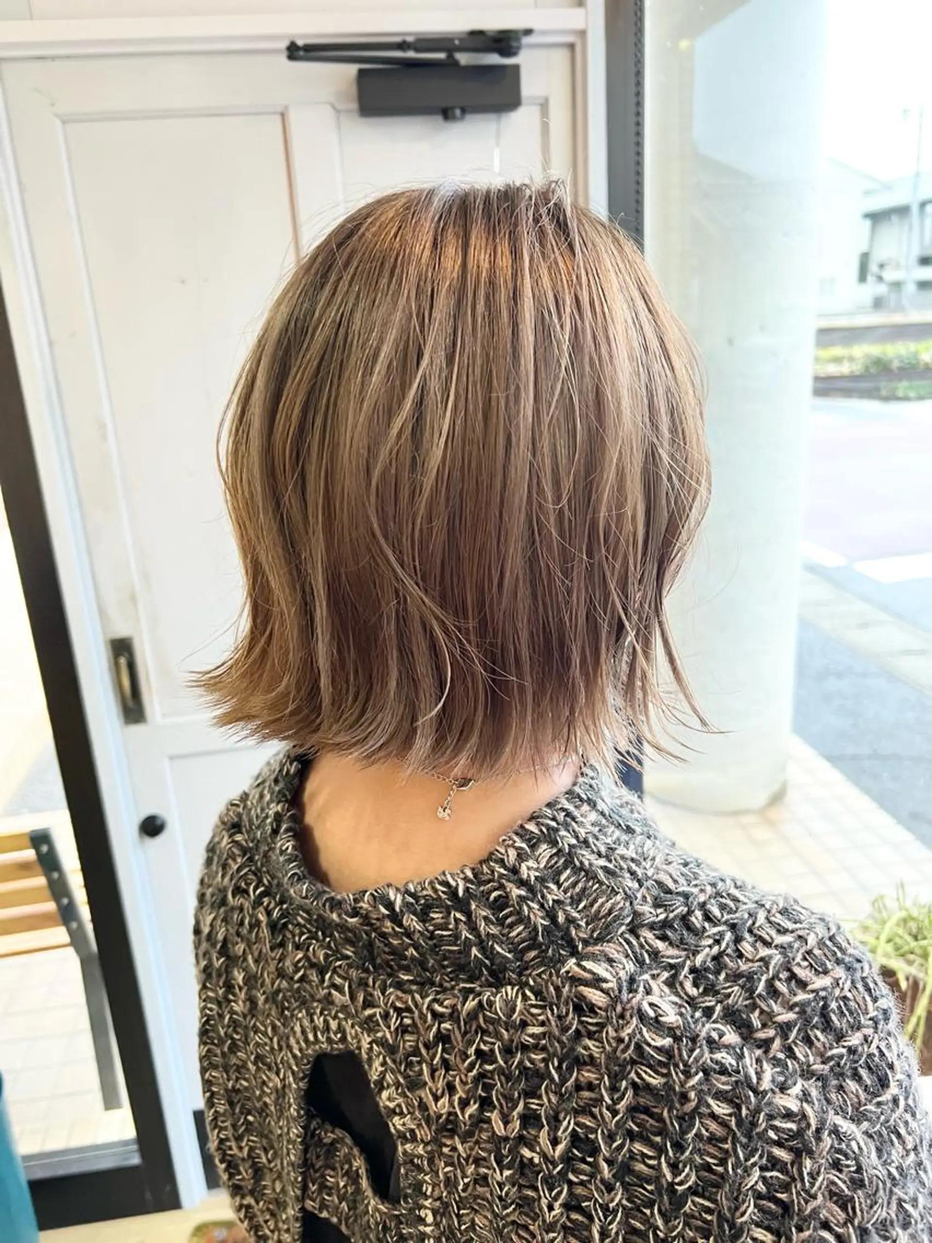 ショート ヘアカラー トリートメント 堀 望美のヘアスタイル