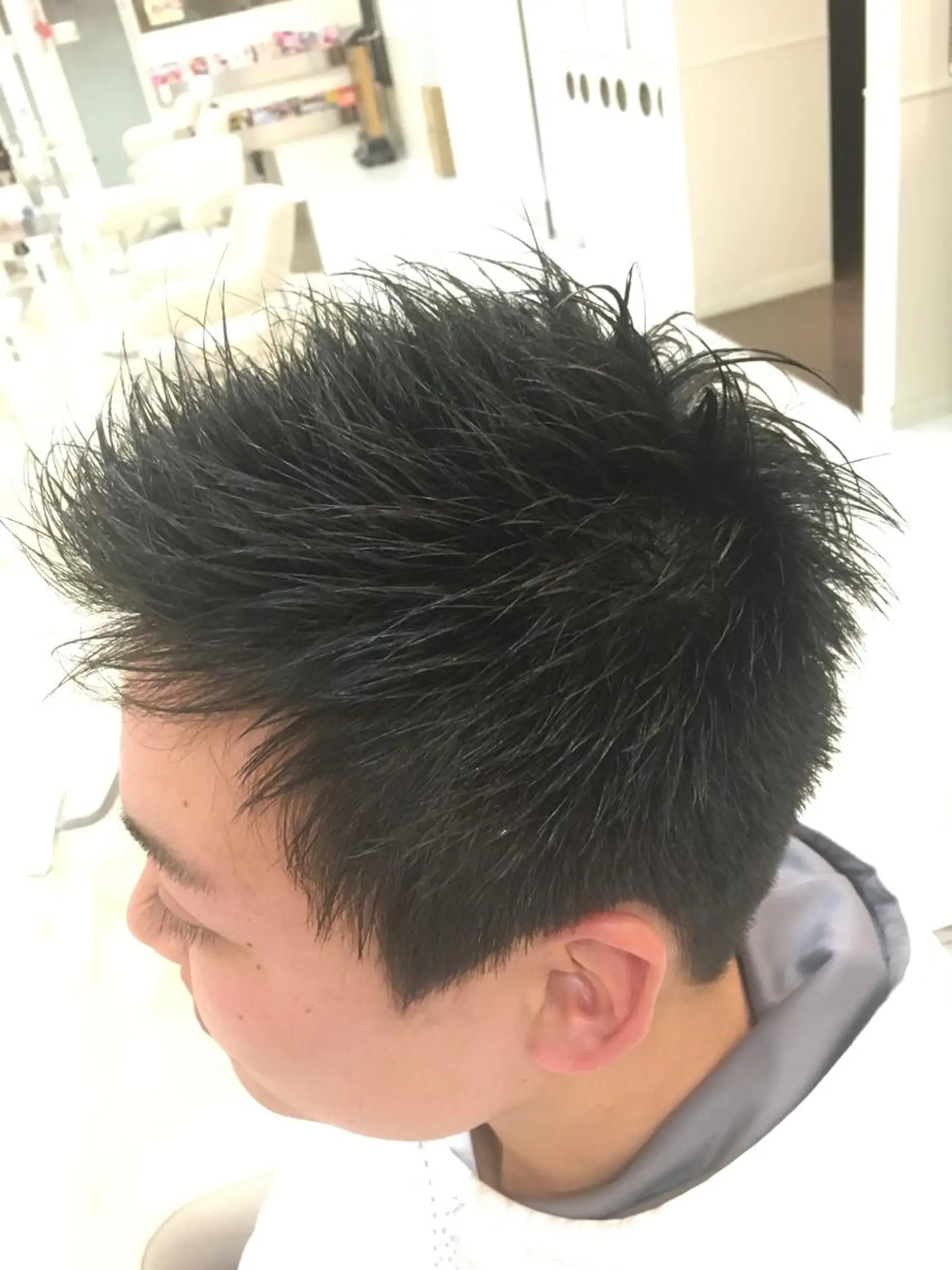 ショート メンズ 吉村 周馬のヘアスタイル